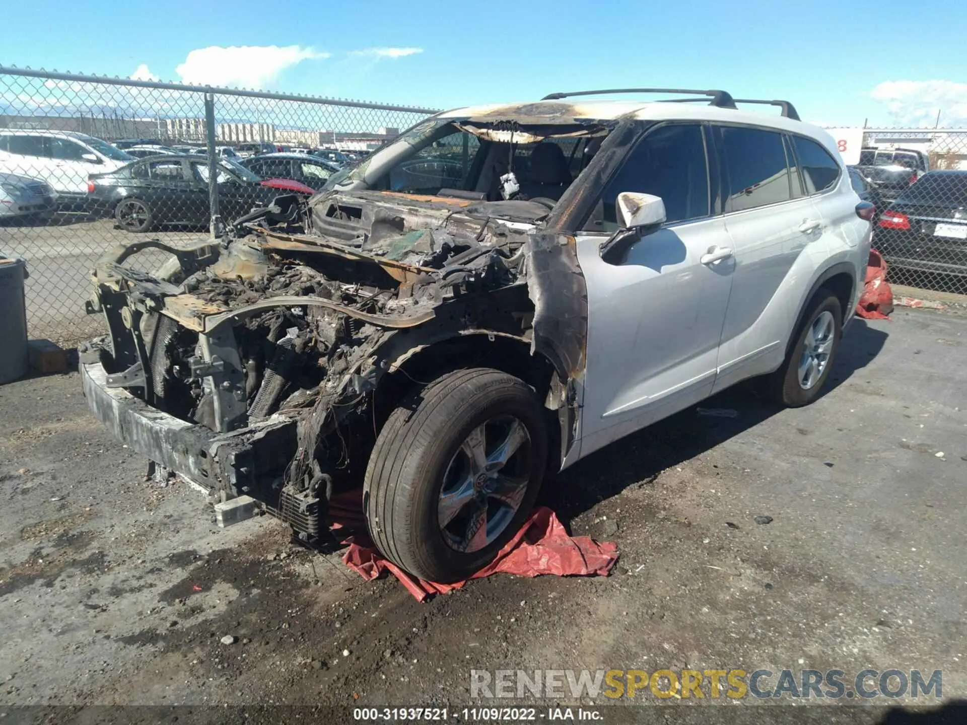 2 fotografías del automóvil dañado 5TDCZRAH5LS512298 TOYOTA HIGHLANDER 2020