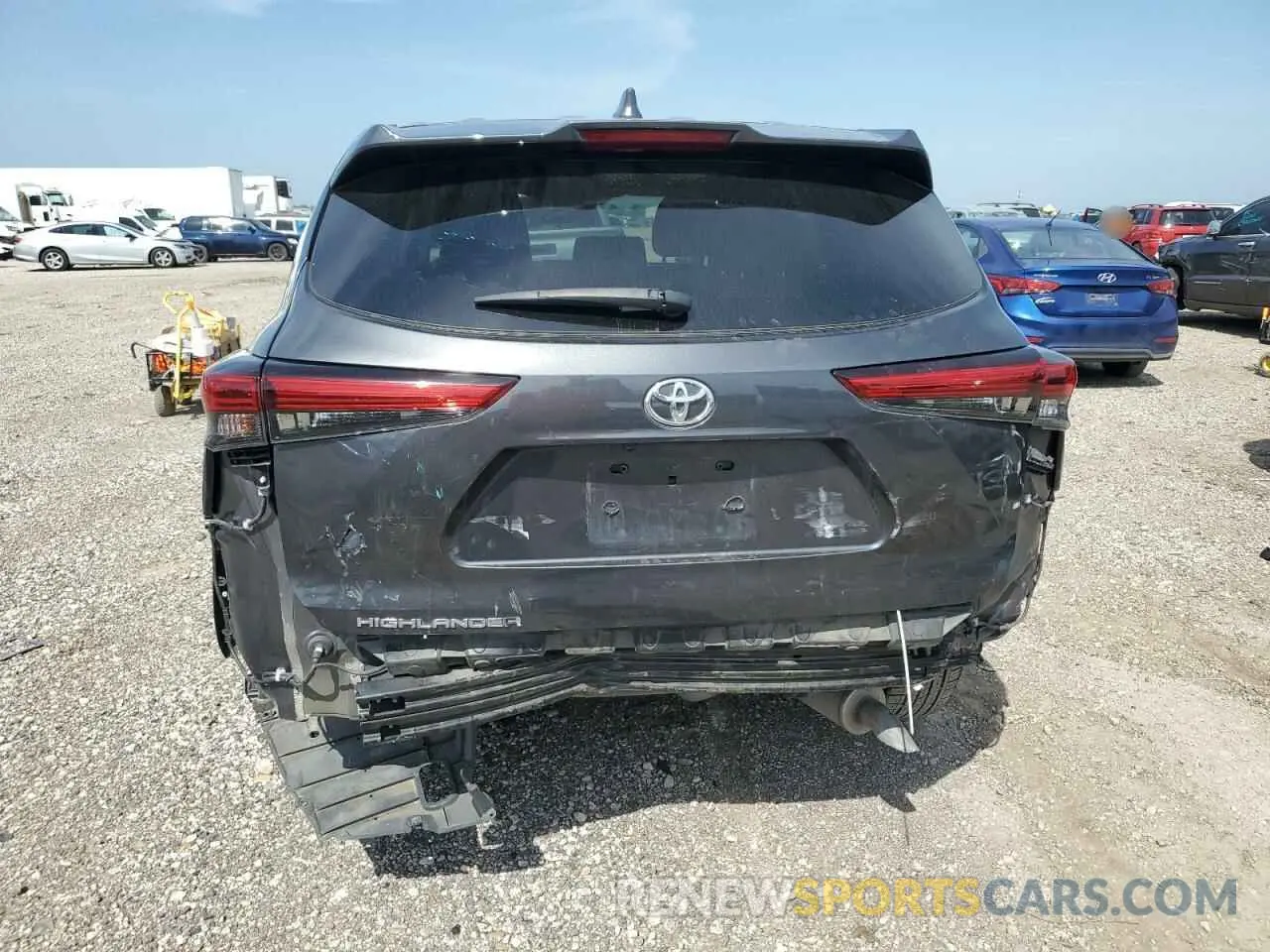 7 fotografías del automóvil dañado 5TDCZRAH7LS512559 TOYOTA HIGHLANDER 2020