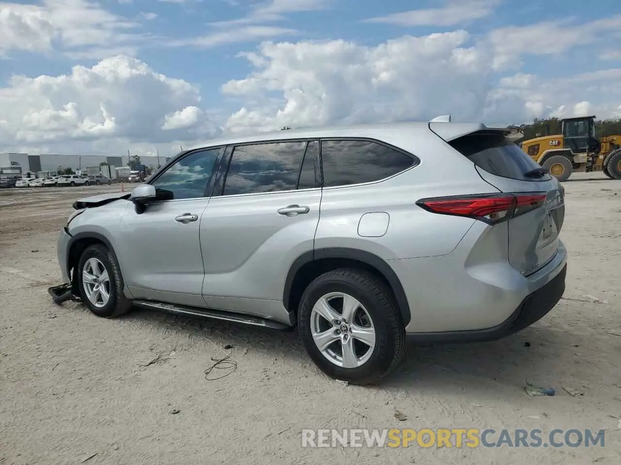 2 fotografías del automóvil dañado 5TDCZRAH9LS028246 TOYOTA HIGHLANDER 2020