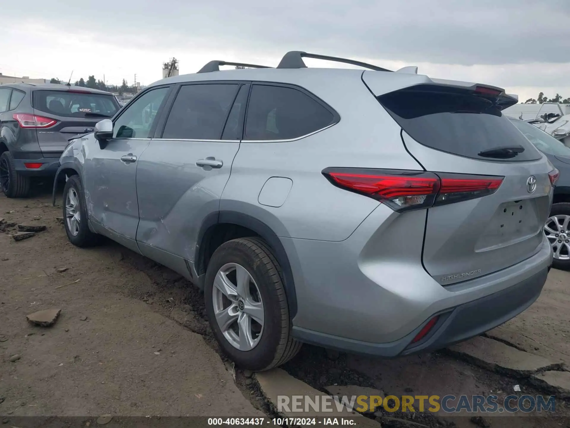3 fotografías del automóvil dañado 5TDCZRAHXLS017871 TOYOTA HIGHLANDER 2020
