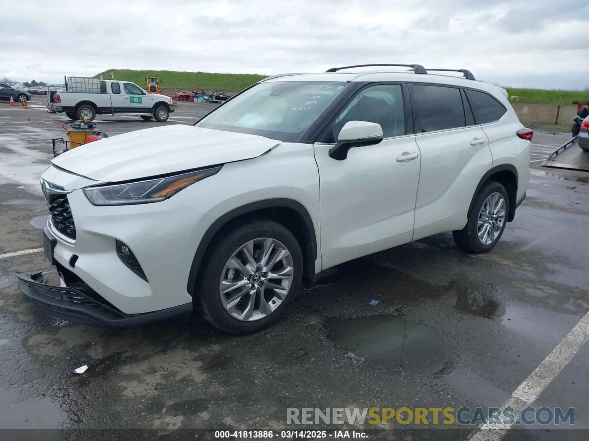 2 fotografías del automóvil dañado 5TDDZRBH4LS044504 TOYOTA HIGHLANDER 2020