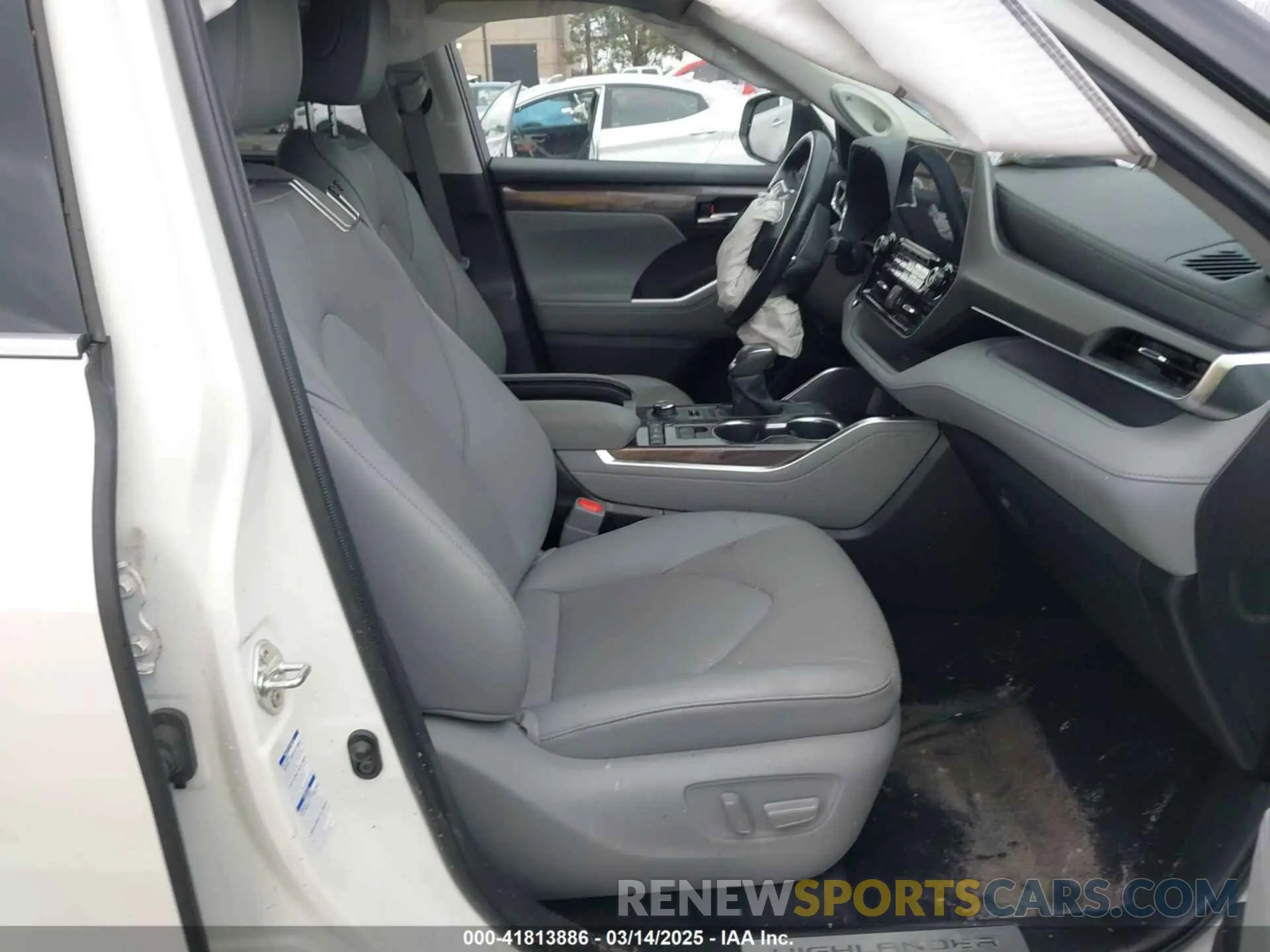 5 fotografías del automóvil dañado 5TDDZRBH4LS044504 TOYOTA HIGHLANDER 2020
