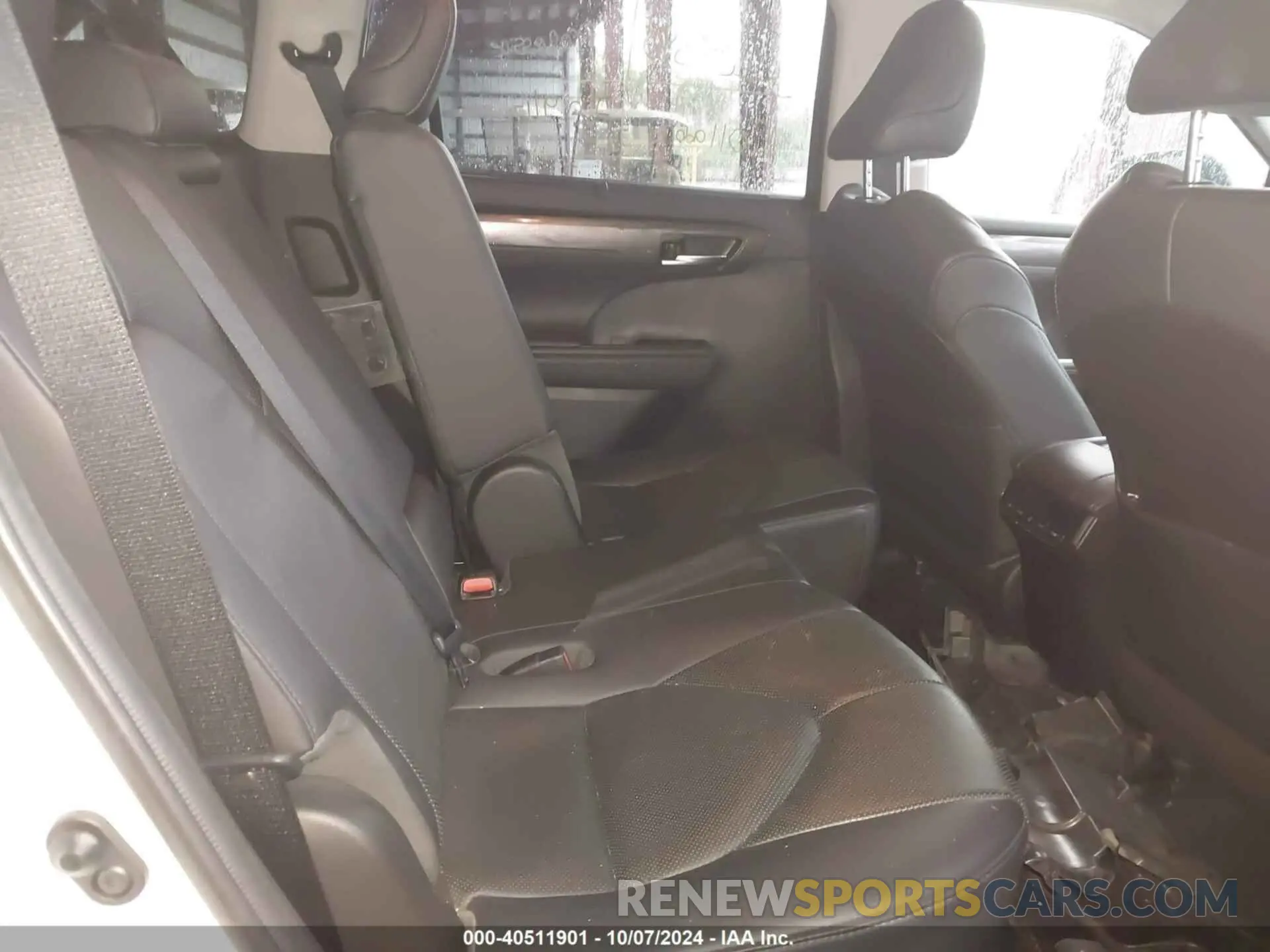 8 fotografías del automóvil dañado 5TDDZRBH6LS026988 TOYOTA HIGHLANDER 2020