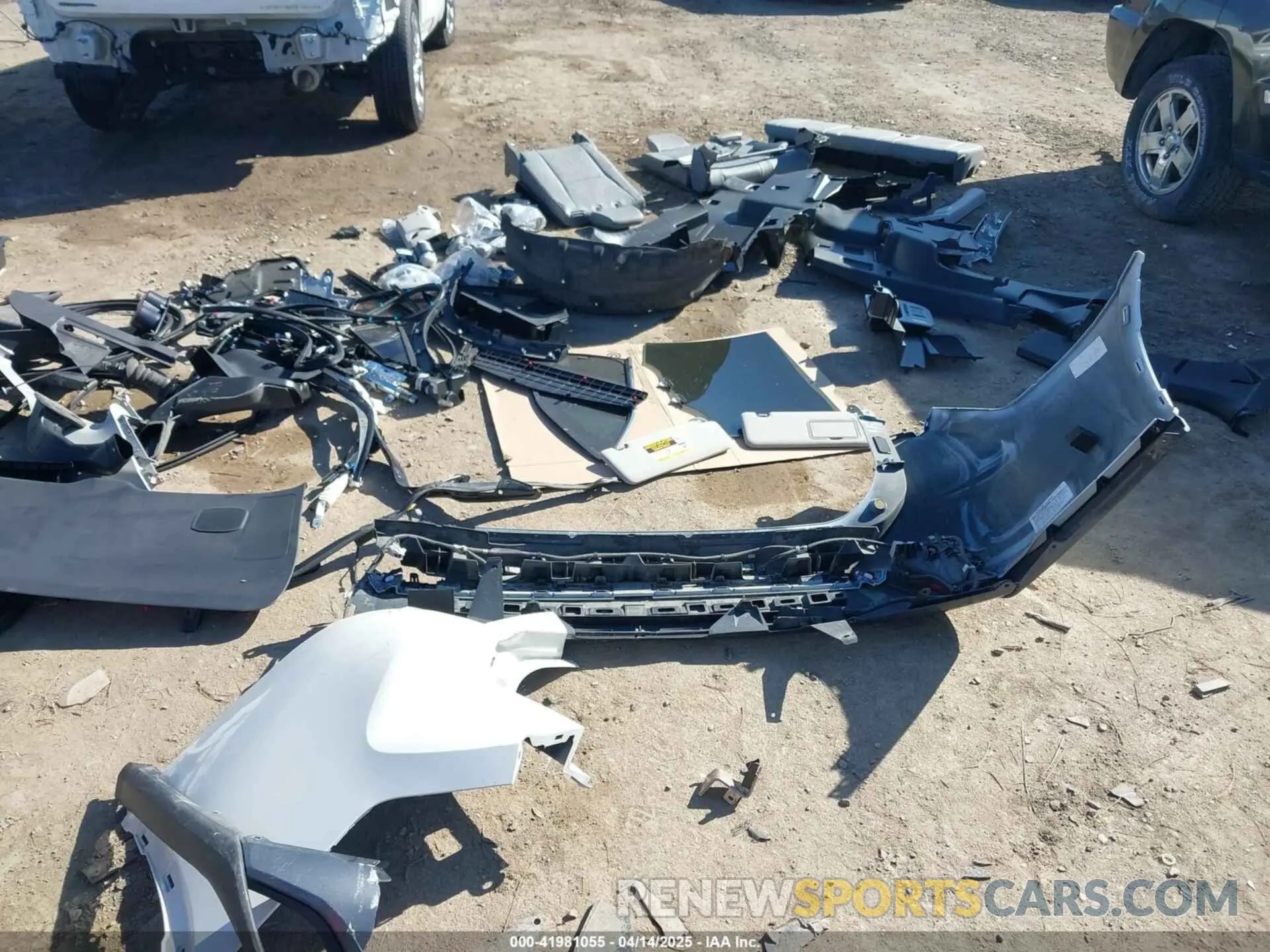 19 fotografías del automóvil dañado 5TDDZRBH6LS051695 TOYOTA HIGHLANDER 2020
