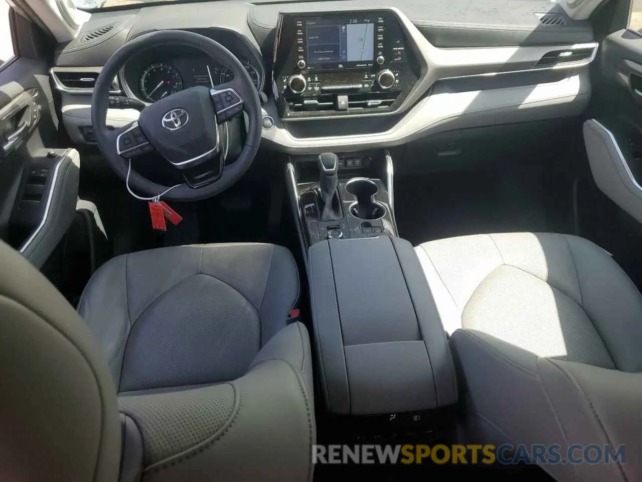 8 fotografías del automóvil dañado 5TDDZRBH7LS012162 TOYOTA HIGHLANDER 2020