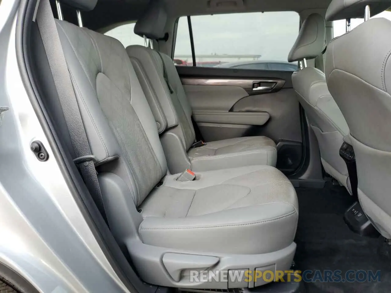 11 fotografías del automóvil dañado 5TDEBRCH4LS004852 TOYOTA HIGHLANDER 2020