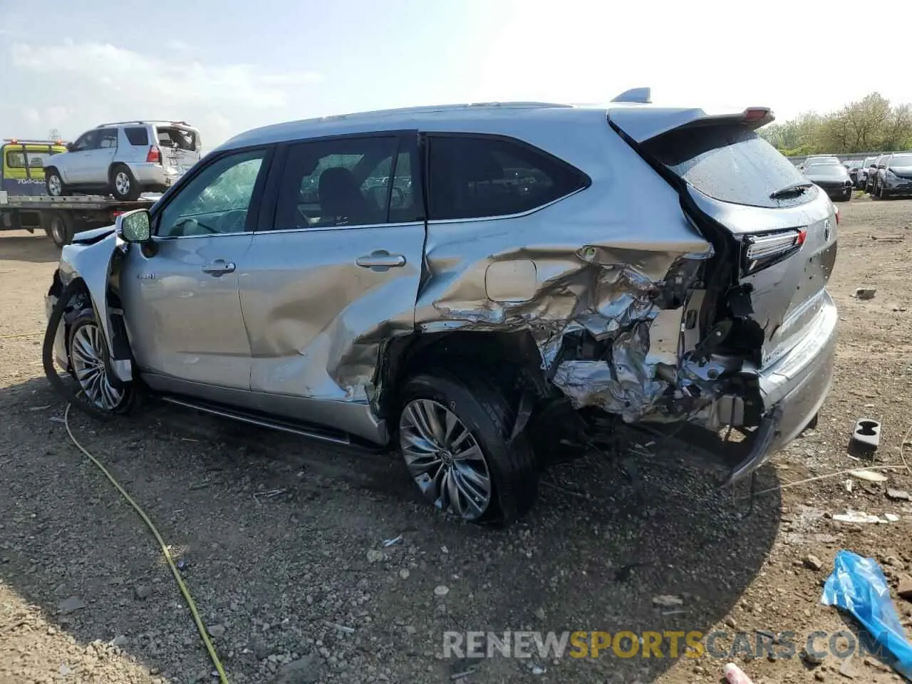 2 fotografías del automóvil dañado 5TDEBRCH4LS004852 TOYOTA HIGHLANDER 2020