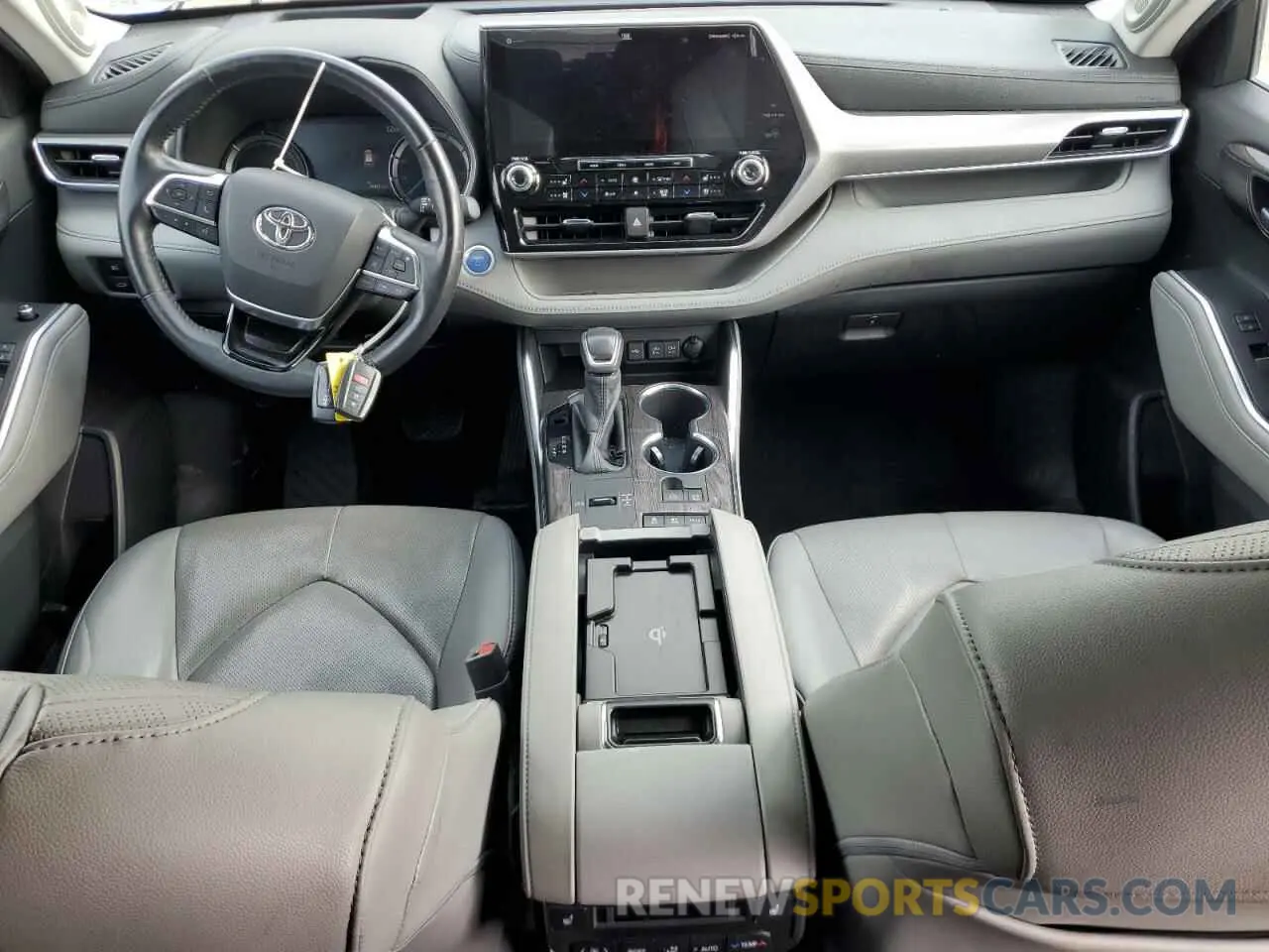 8 fotografías del automóvil dañado 5TDEBRCH4LS004852 TOYOTA HIGHLANDER 2020