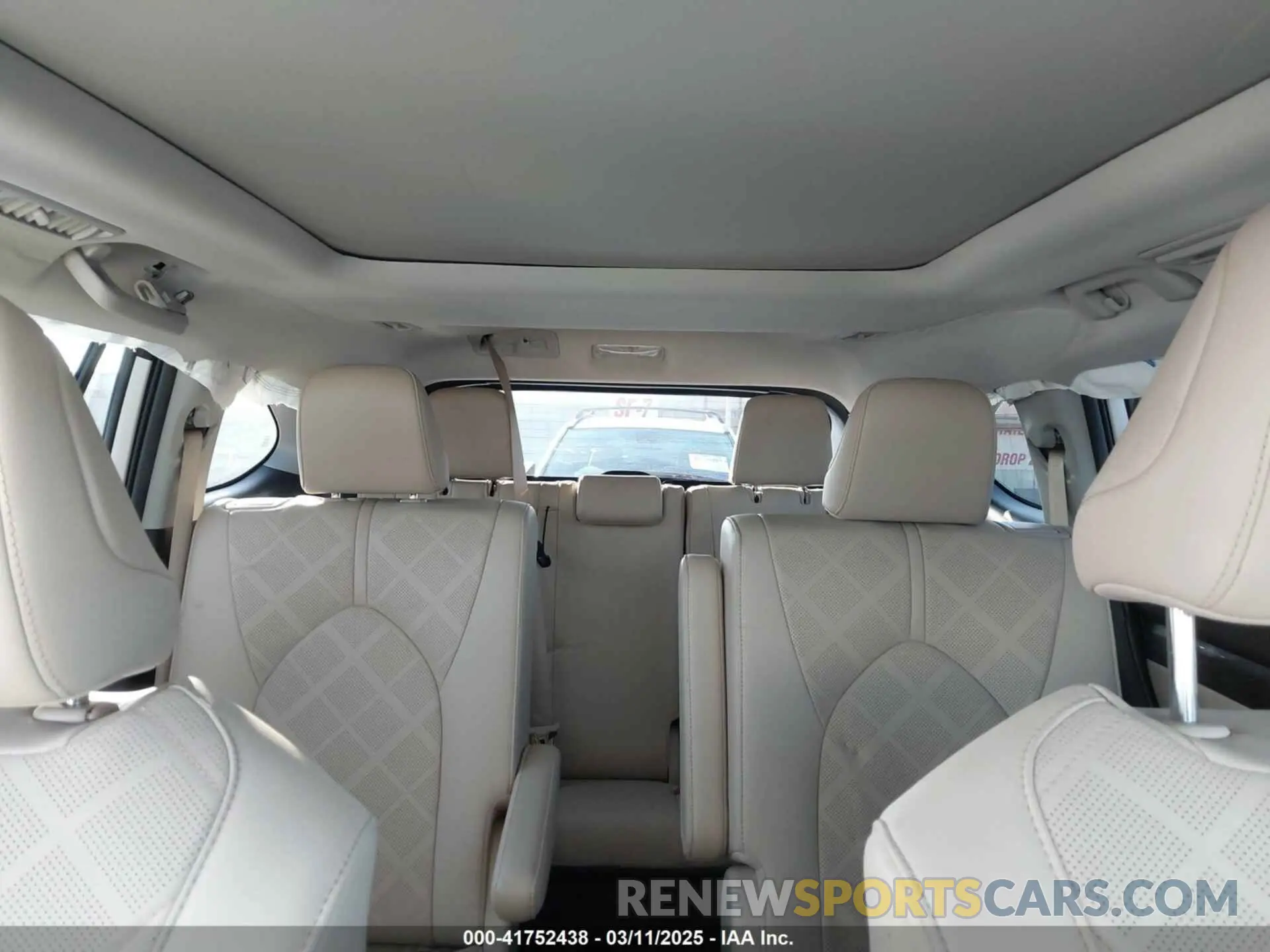 8 fotografías del automóvil dañado 5TDFARAH3LS004075 TOYOTA HIGHLANDER 2020