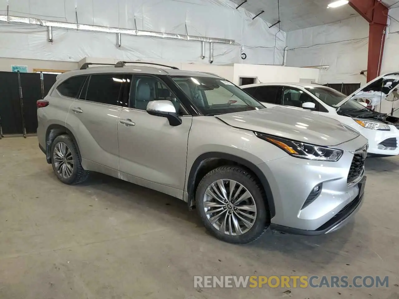 4 fotografías del automóvil dañado 5TDFZRBH7LS013644 TOYOTA HIGHLANDER 2020