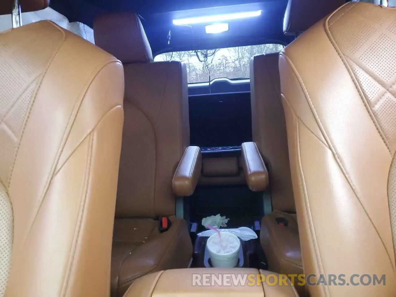 10 fotografías del automóvil dañado 5TDFZRBH9LS018733 TOYOTA HIGHLANDER 2020