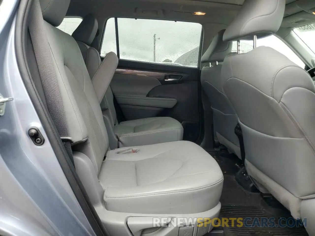 11 fotografías del automóvil dañado 5TDFZRBH9LS050744 TOYOTA HIGHLANDER 2020