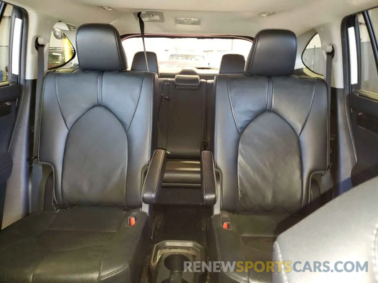 10 fotografías del automóvil dañado 5TDFZRBHXLS032592 TOYOTA HIGHLANDER 2020