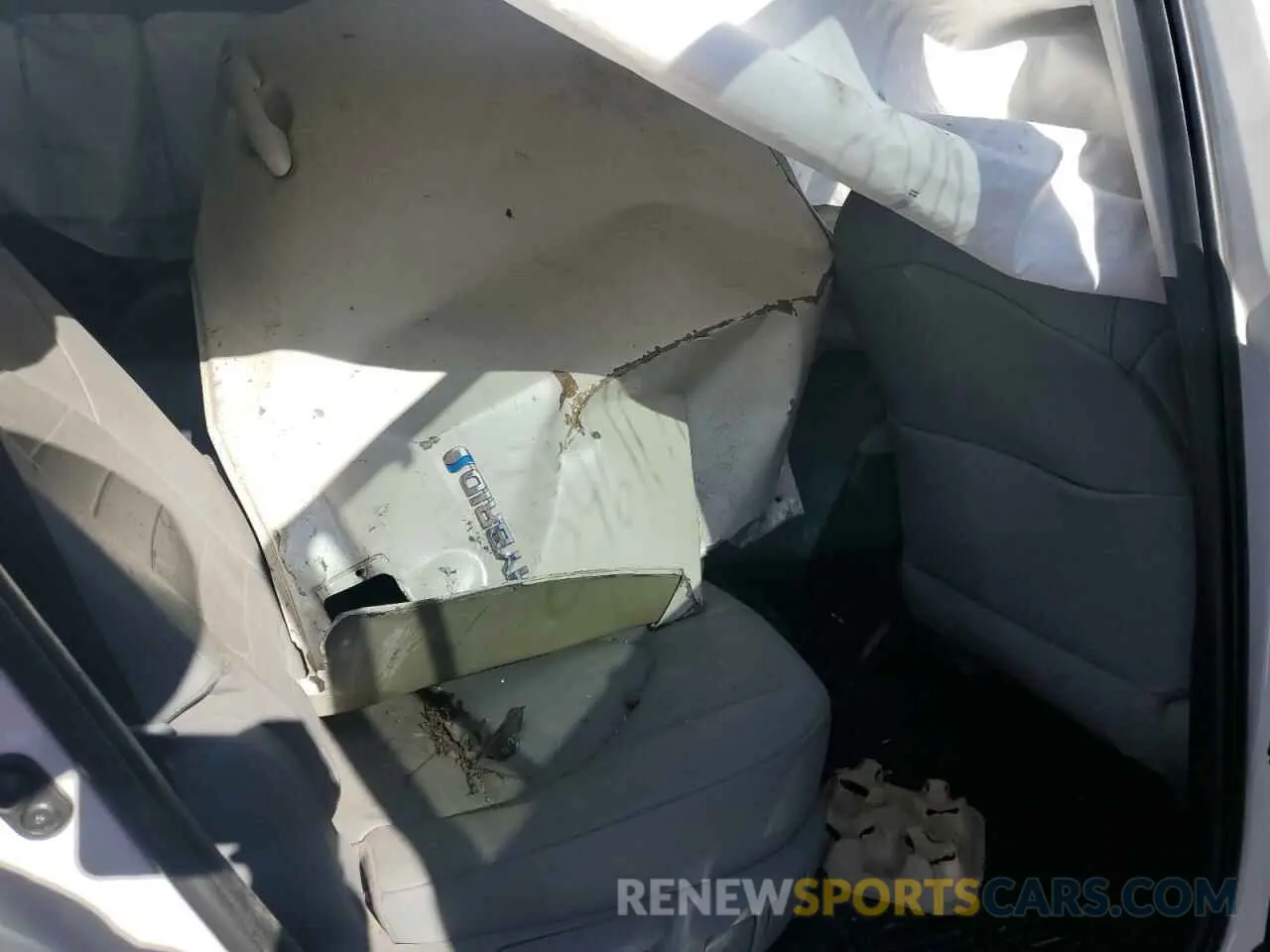 11 fotografías del automóvil dañado 5TDGBRCH0LS508744 TOYOTA HIGHLANDER 2020