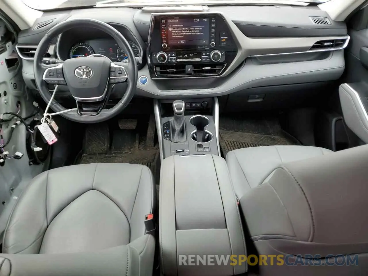 8 fotografías del automóvil dañado 5TDGBRCH3LS510956 TOYOTA HIGHLANDER 2020