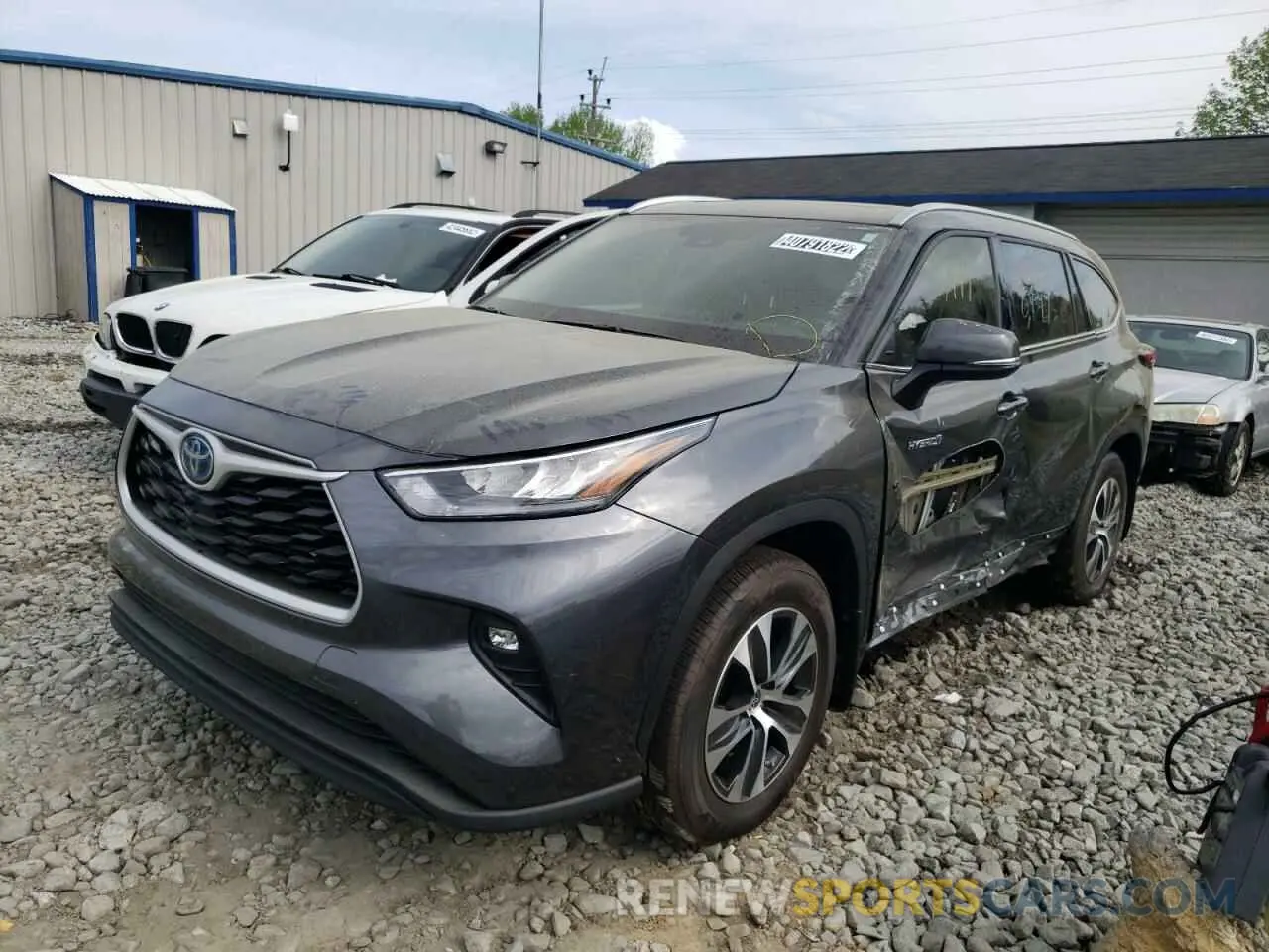 2 fotografías del automóvil dañado 5TDGBRCH5LS512871 TOYOTA HIGHLANDER 2020