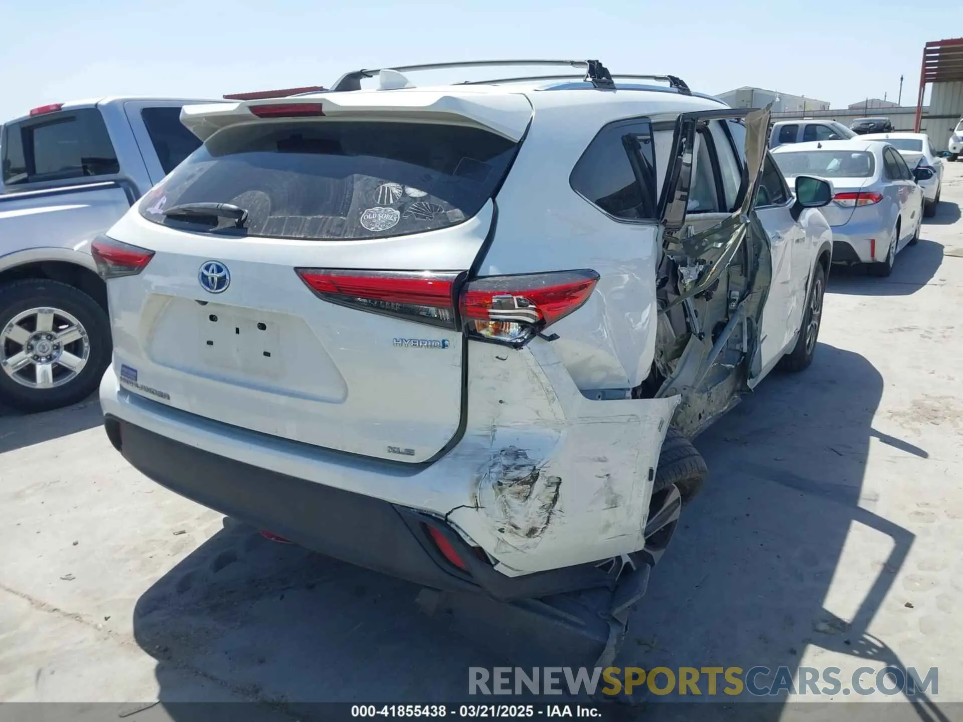 4 fotografías del automóvil dañado 5TDGBRCH6LS504570 TOYOTA HIGHLANDER 2020