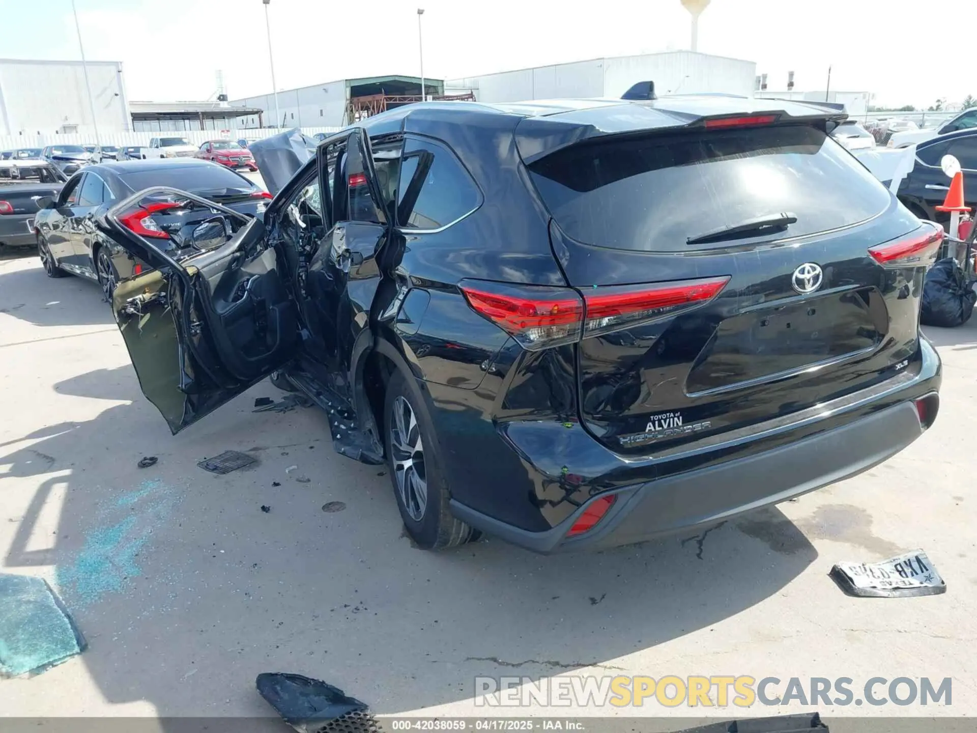 3 fotografías del automóvil dañado 5TDGZRAH0LS018366 TOYOTA HIGHLANDER 2020