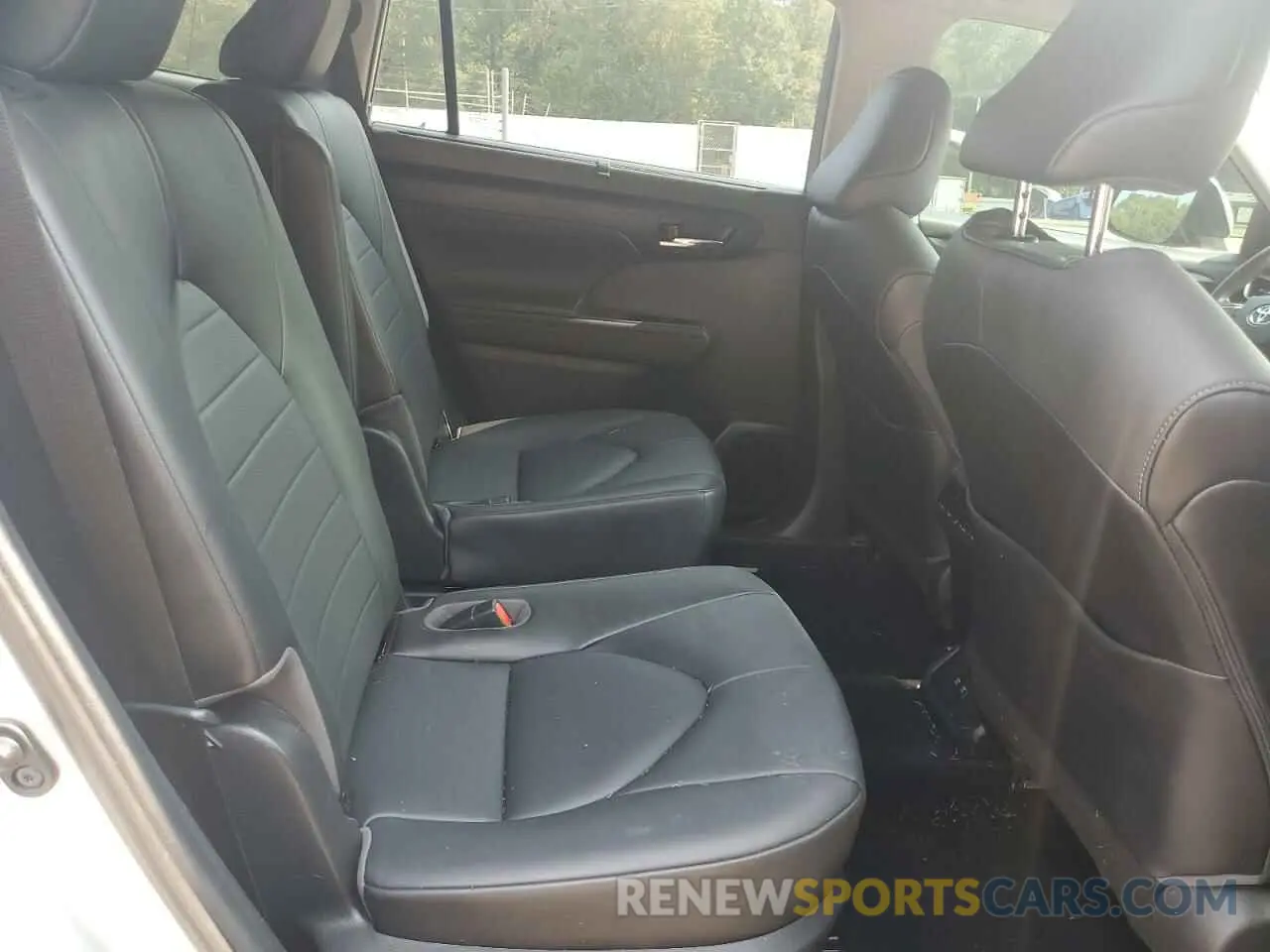 11 fotografías del automóvil dañado 5TDGZRAH0LS503185 TOYOTA HIGHLANDER 2020