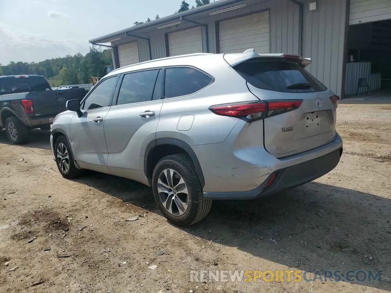 2 fotografías del automóvil dañado 5TDGZRAH0LS503185 TOYOTA HIGHLANDER 2020