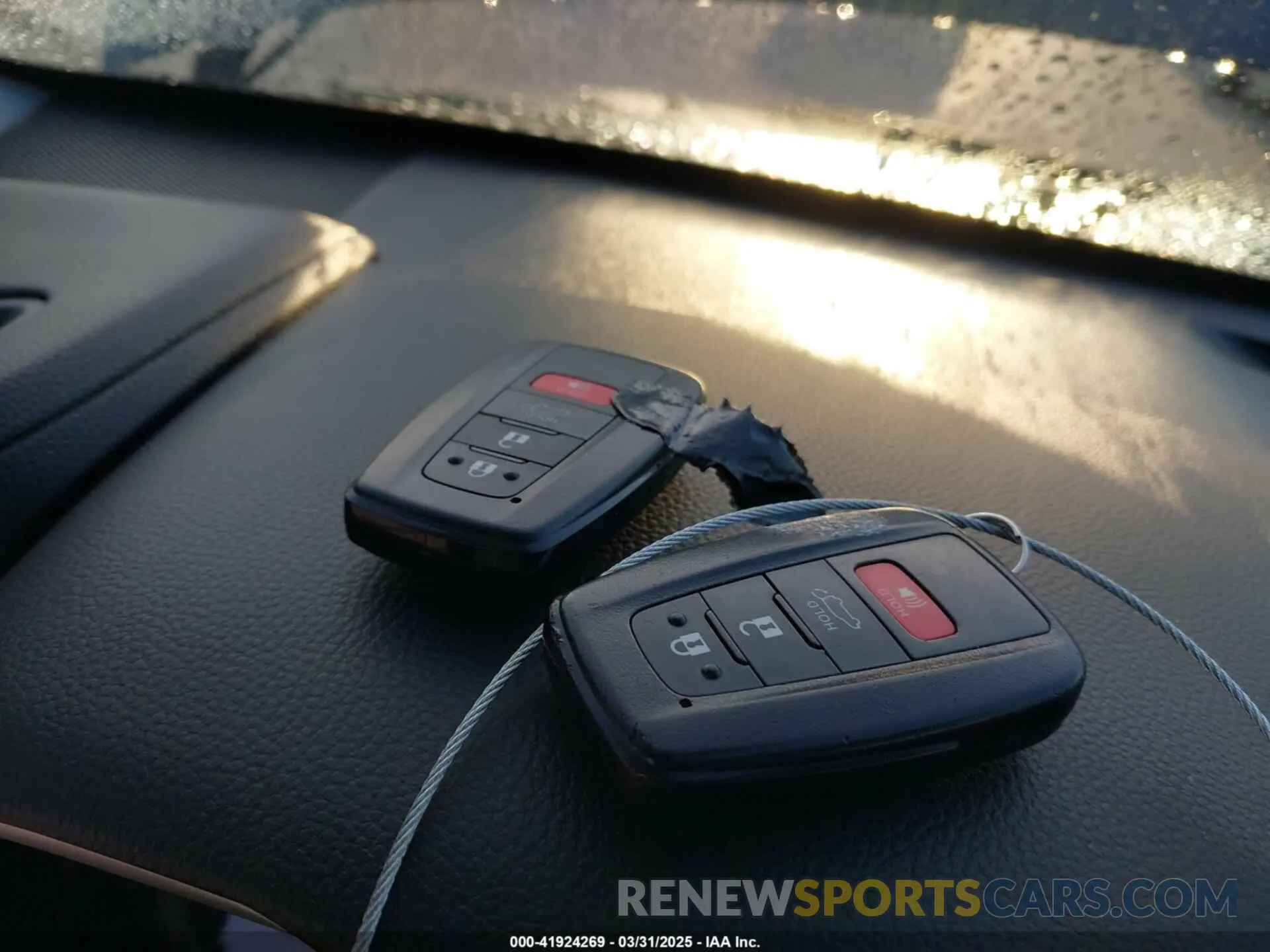 11 fotografías del automóvil dañado 5TDGZRAH1LS005822 TOYOTA HIGHLANDER 2020