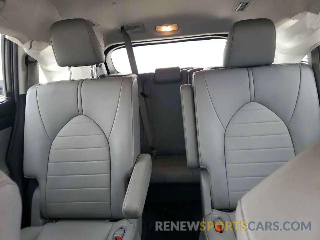 10 fotografías del automóvil dañado 5TDGZRAH2LS004257 TOYOTA HIGHLANDER 2020