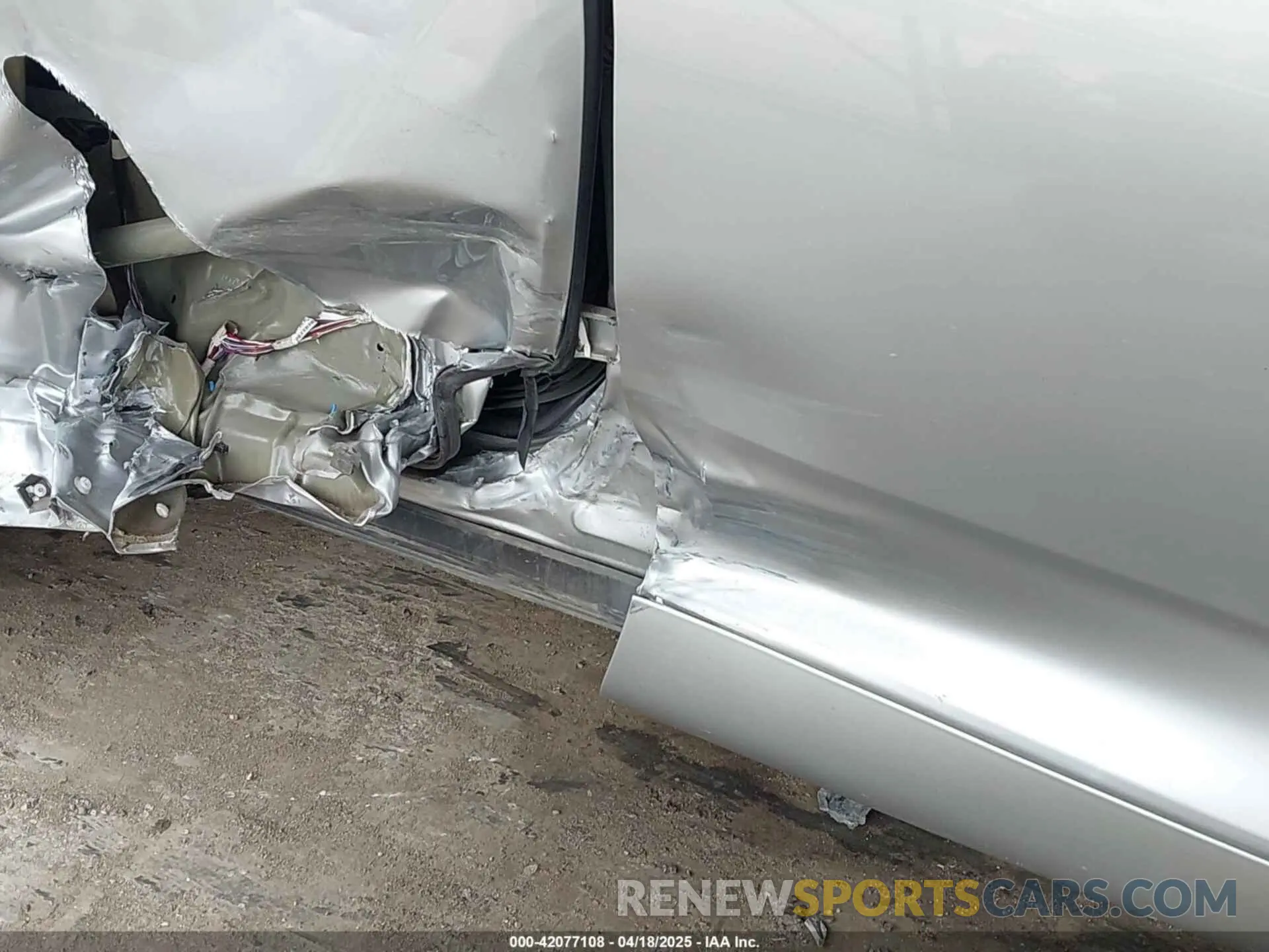 6 fotografías del automóvil dañado 5TDGZRAH2LS009331 TOYOTA HIGHLANDER 2020
