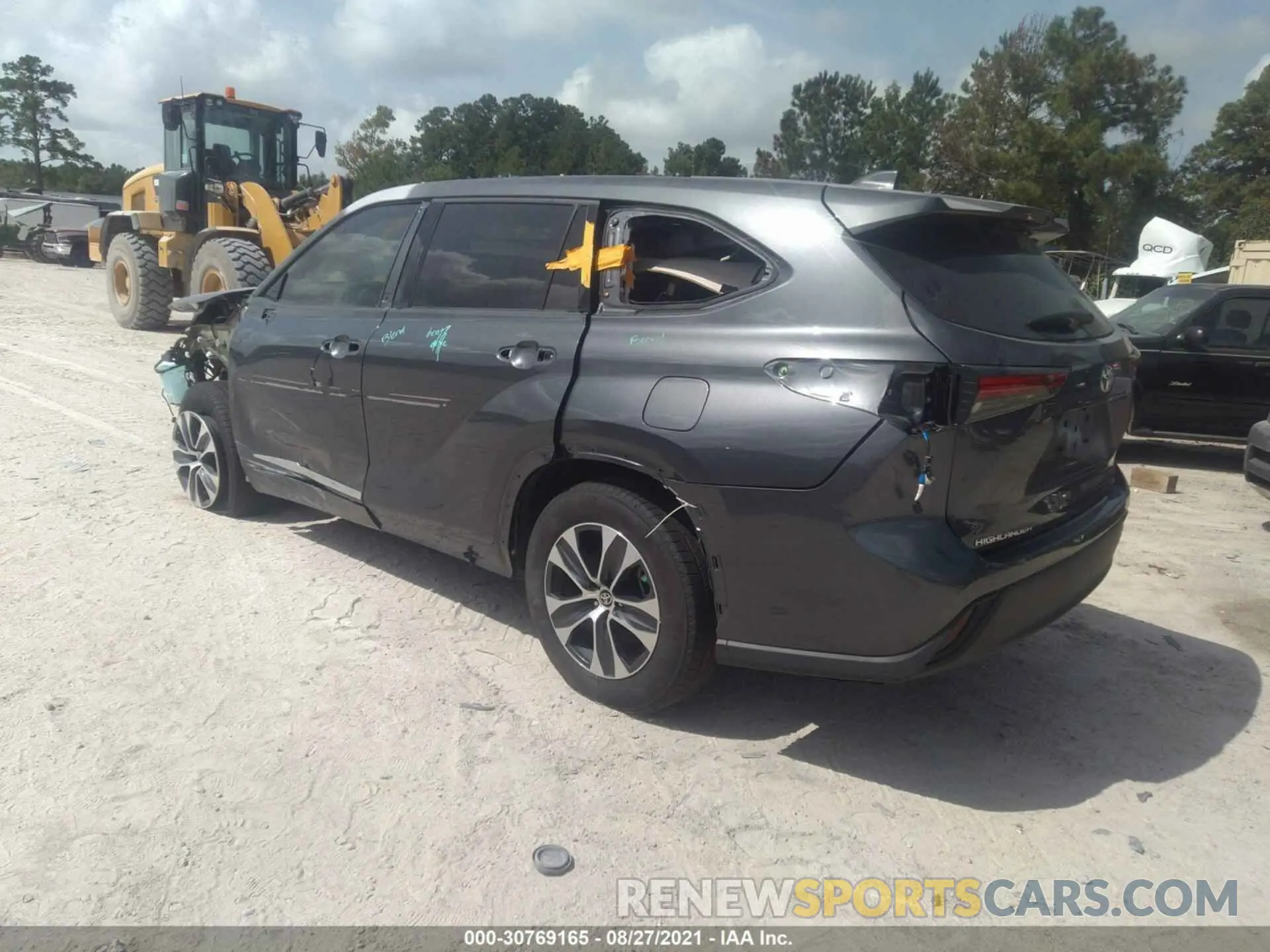 3 fotografías del automóvil dañado 5TDGZRAH2LS017056 TOYOTA HIGHLANDER 2020