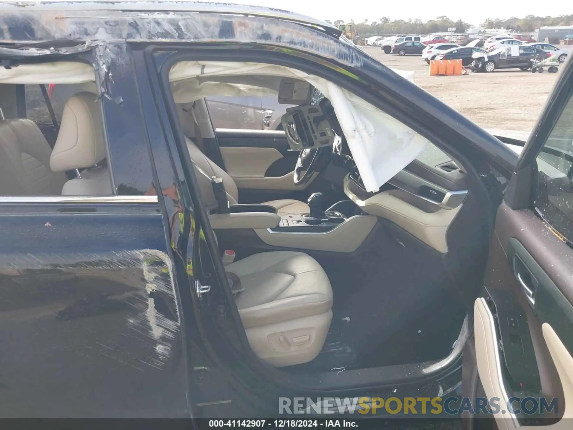 5 fotografías del automóvil dañado 5TDGZRAH3LS503715 TOYOTA HIGHLANDER 2020