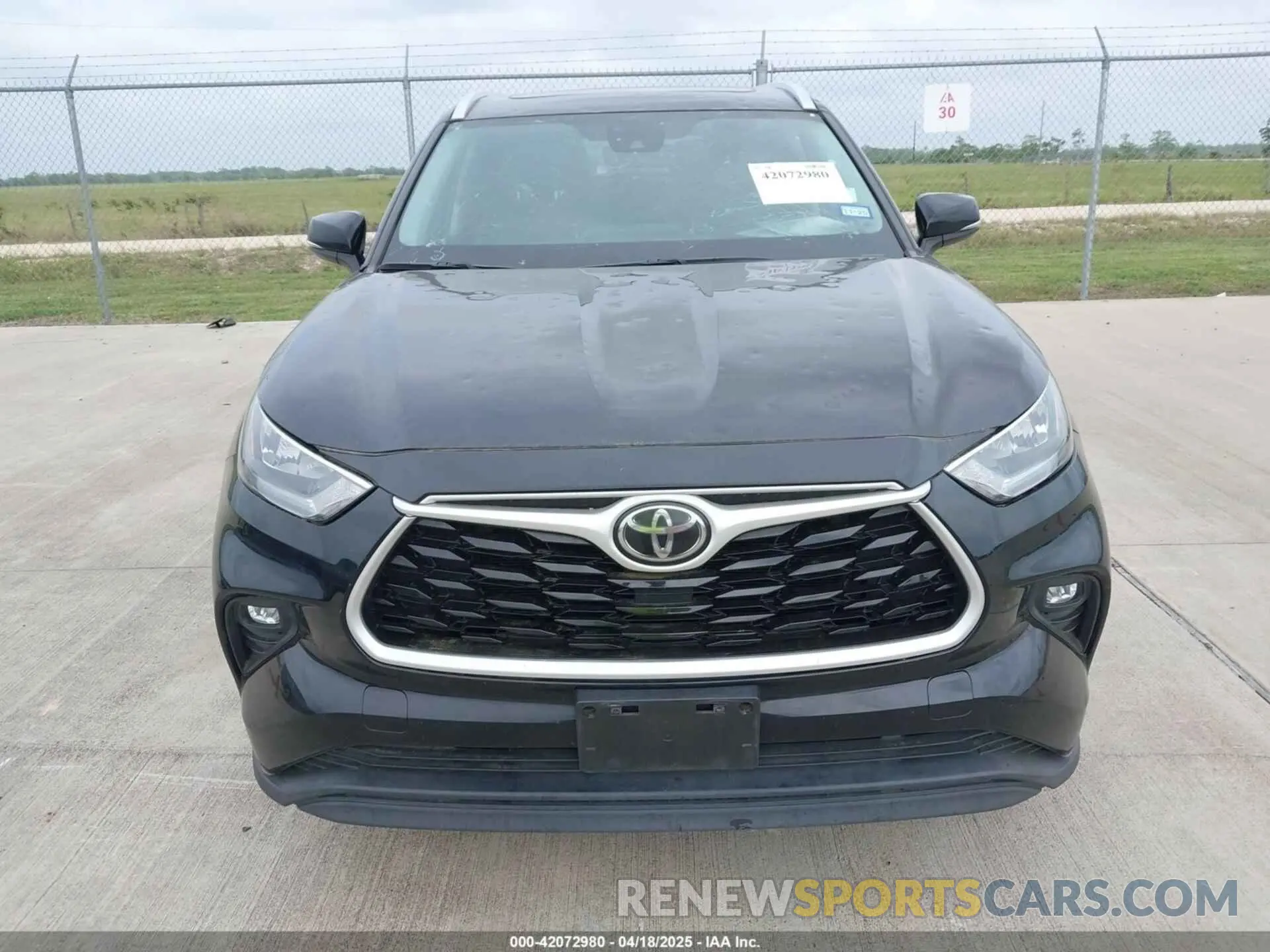 12 fotografías del automóvil dañado 5TDGZRAH3LS504430 TOYOTA HIGHLANDER 2020