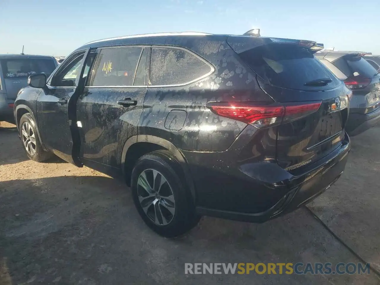 2 fotografías del automóvil dañado 5TDGZRAH3LS512656 TOYOTA HIGHLANDER 2020
