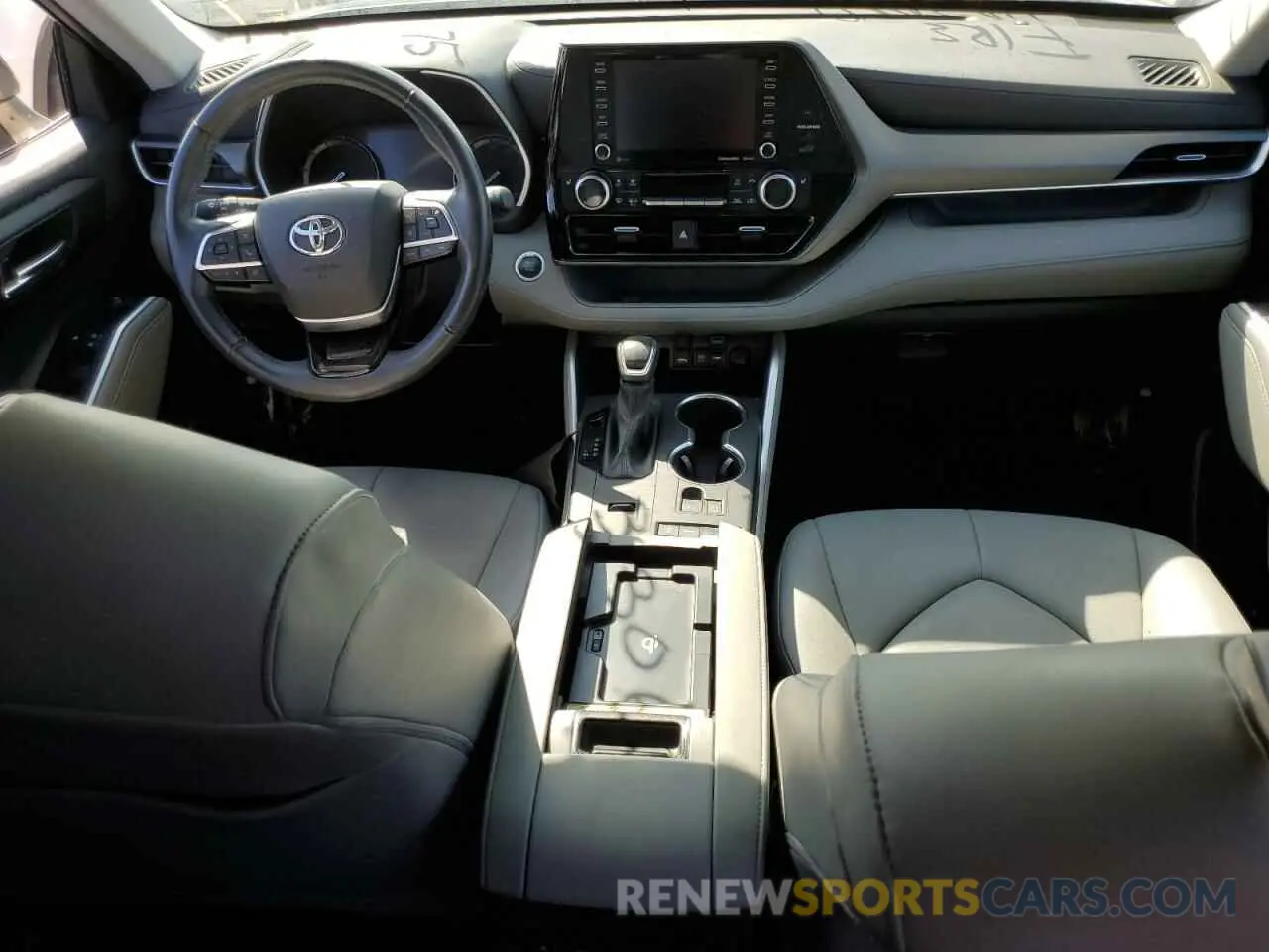 8 fotografías del automóvil dañado 5TDGZRAH3LS512656 TOYOTA HIGHLANDER 2020