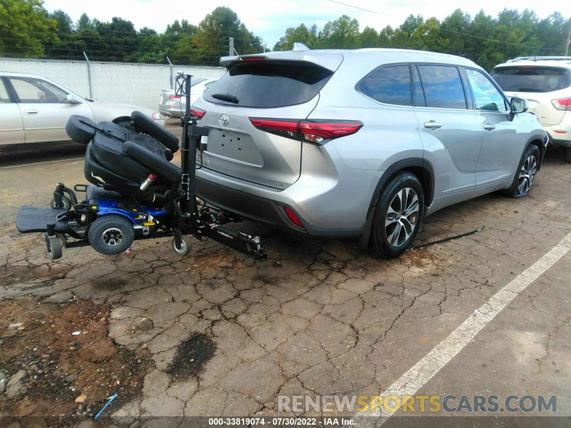 4 fotografías del automóvil dañado 5TDGZRAH4LS508986 TOYOTA HIGHLANDER 2020