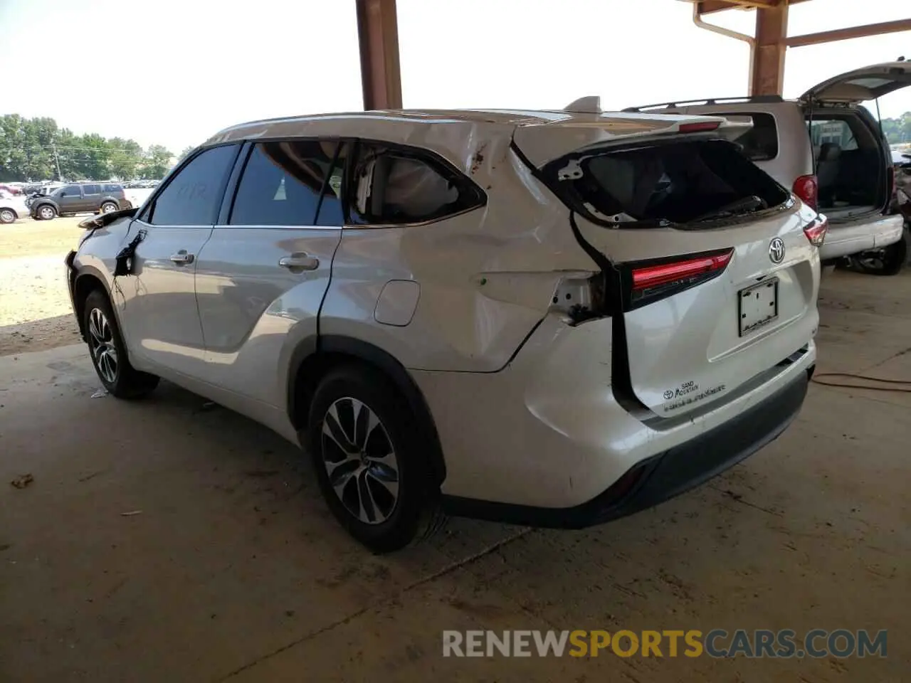 3 fotografías del automóvil dañado 5TDGZRAH5LS011607 TOYOTA HIGHLANDER 2020