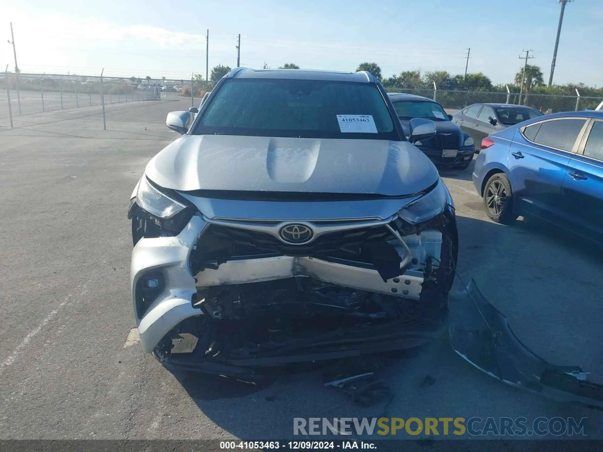 11 fotografías del automóvil dañado 5TDGZRAH6LS026357 TOYOTA HIGHLANDER 2020