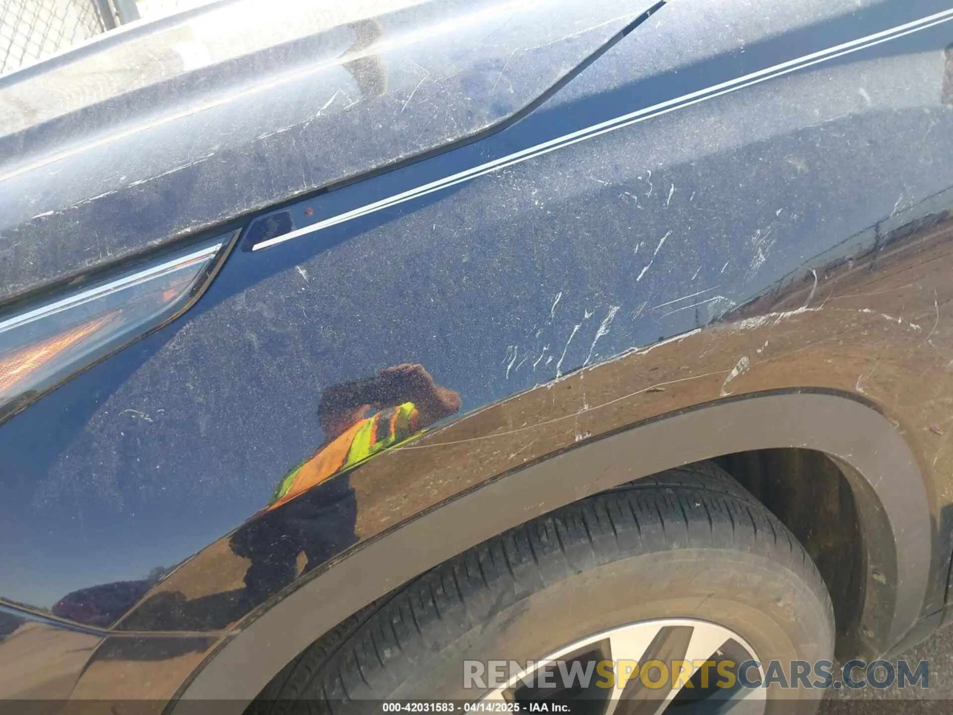 20 fotografías del automóvil dañado 5TDGZRAH7LS021300 TOYOTA HIGHLANDER 2020