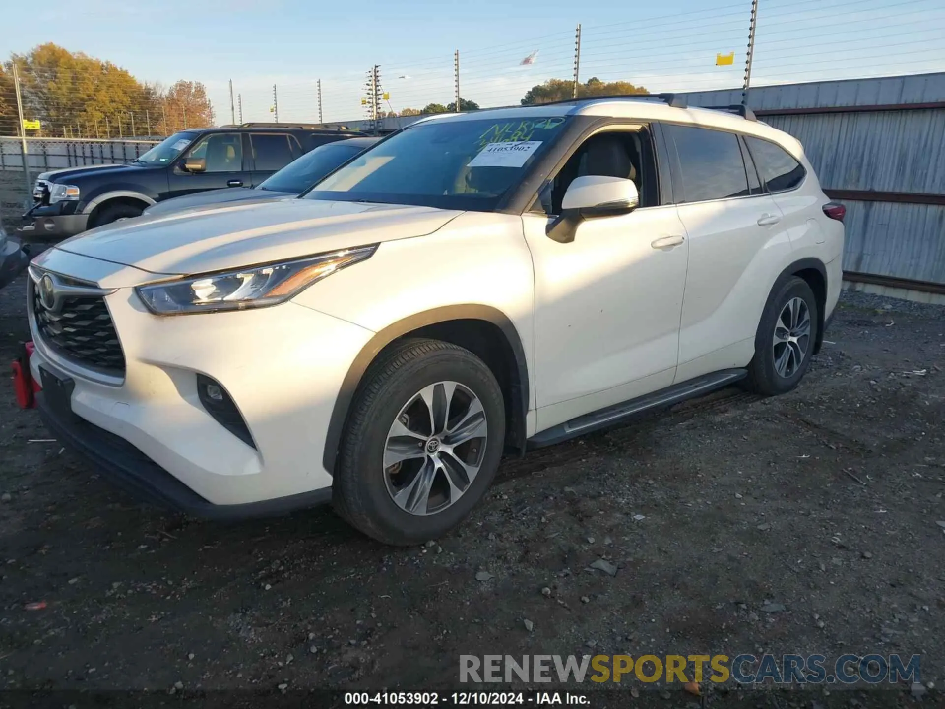 2 fotografías del automóvil dañado 5TDGZRAH8LS513253 TOYOTA HIGHLANDER 2020