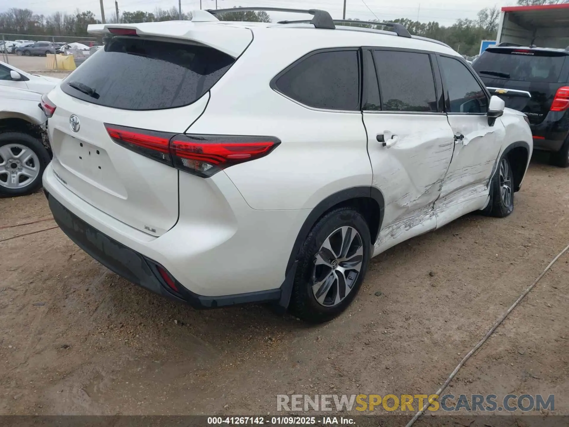 4 fotografías del automóvil dañado 5TDGZRAH9LS029592 TOYOTA HIGHLANDER 2020