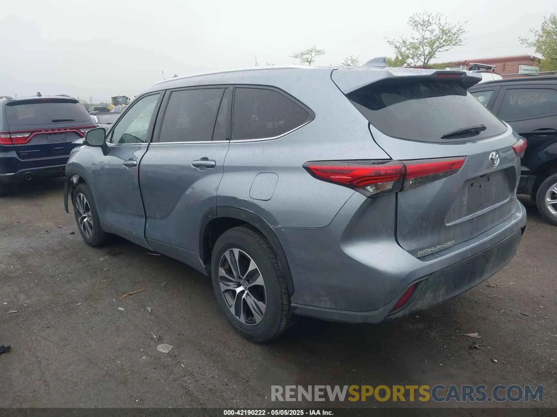 3 fotografías del automóvil dañado 5TDGZRAHXLS011098 TOYOTA HIGHLANDER 2020