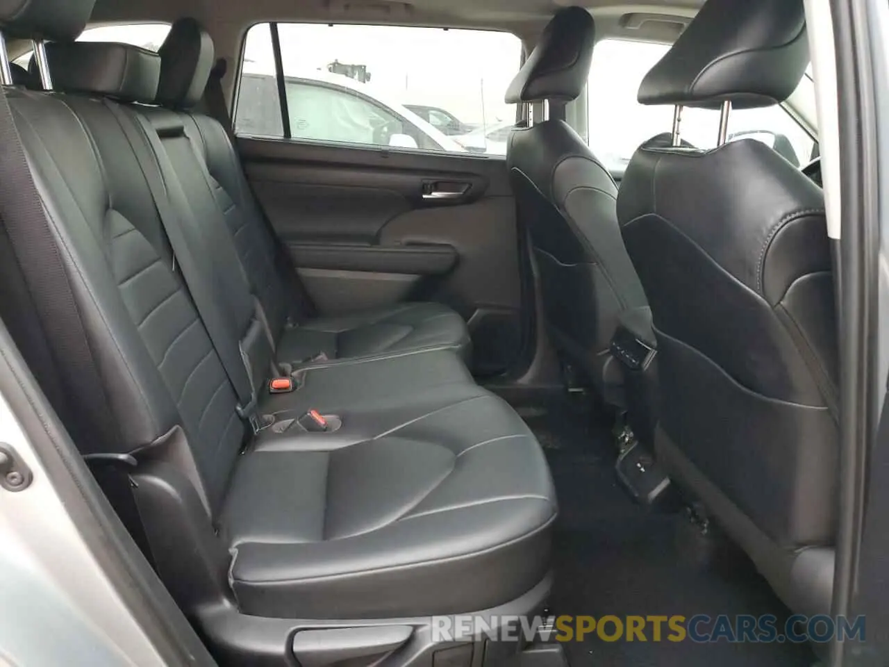 11 fotografías del automóvil dañado 5TDGZRBH0LS522995 TOYOTA HIGHLANDER 2020