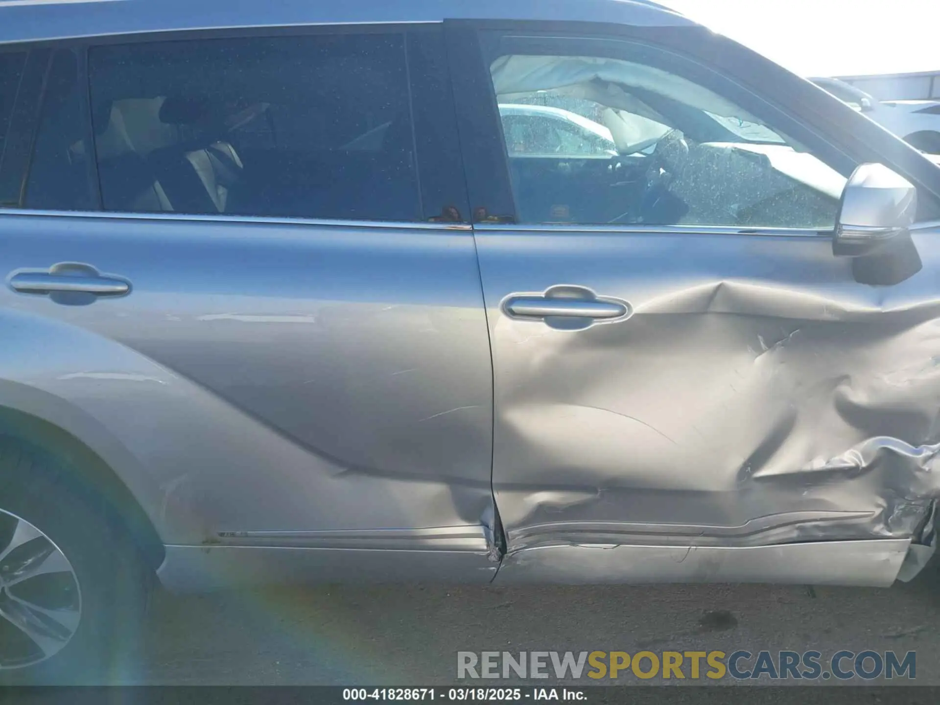 13 fotografías del automóvil dañado 5TDGZRBH1LS520642 TOYOTA HIGHLANDER 2020