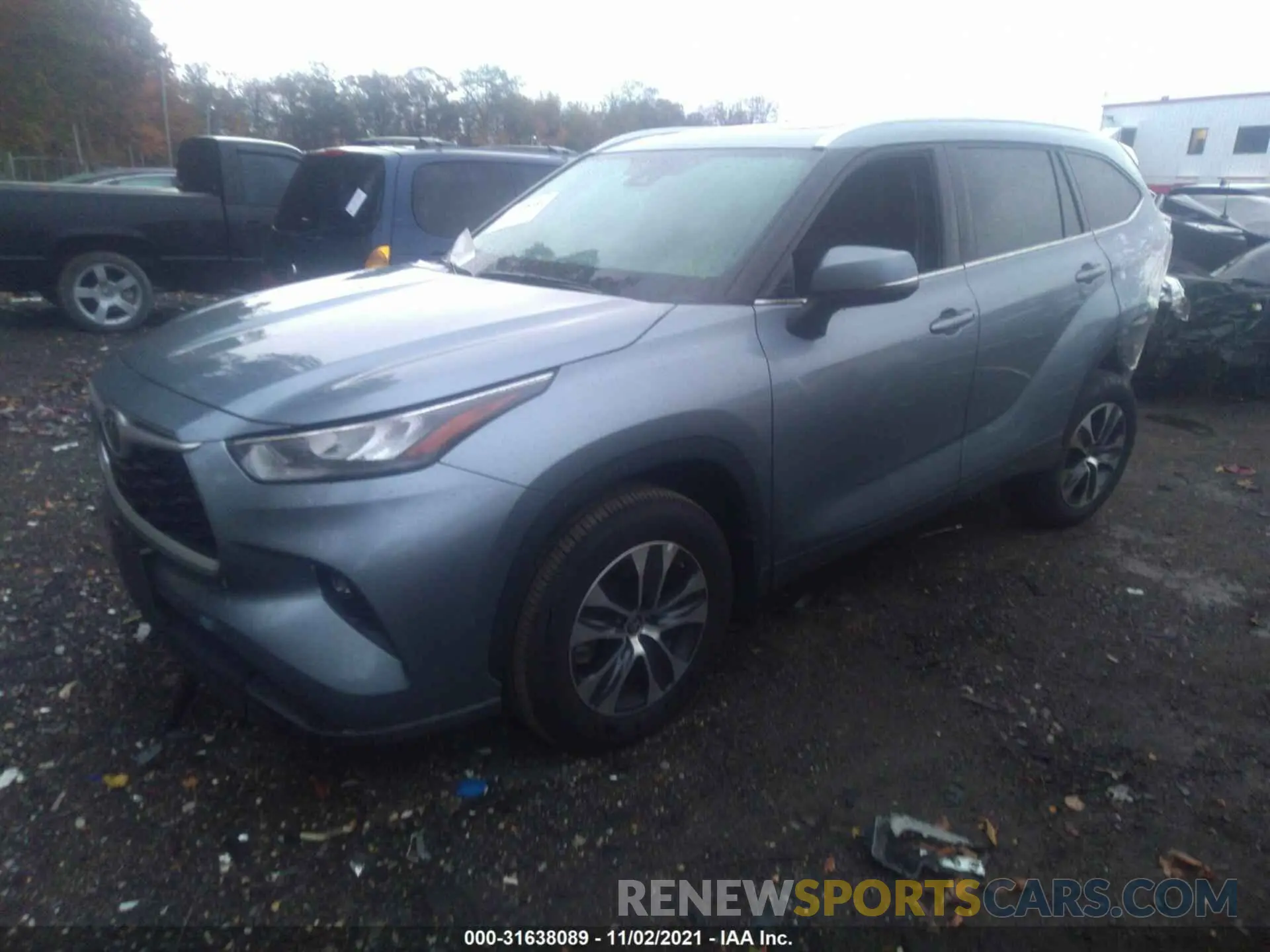 2 fotografías del automóvil dañado 5TDGZRBH3LS028131 TOYOTA HIGHLANDER 2020
