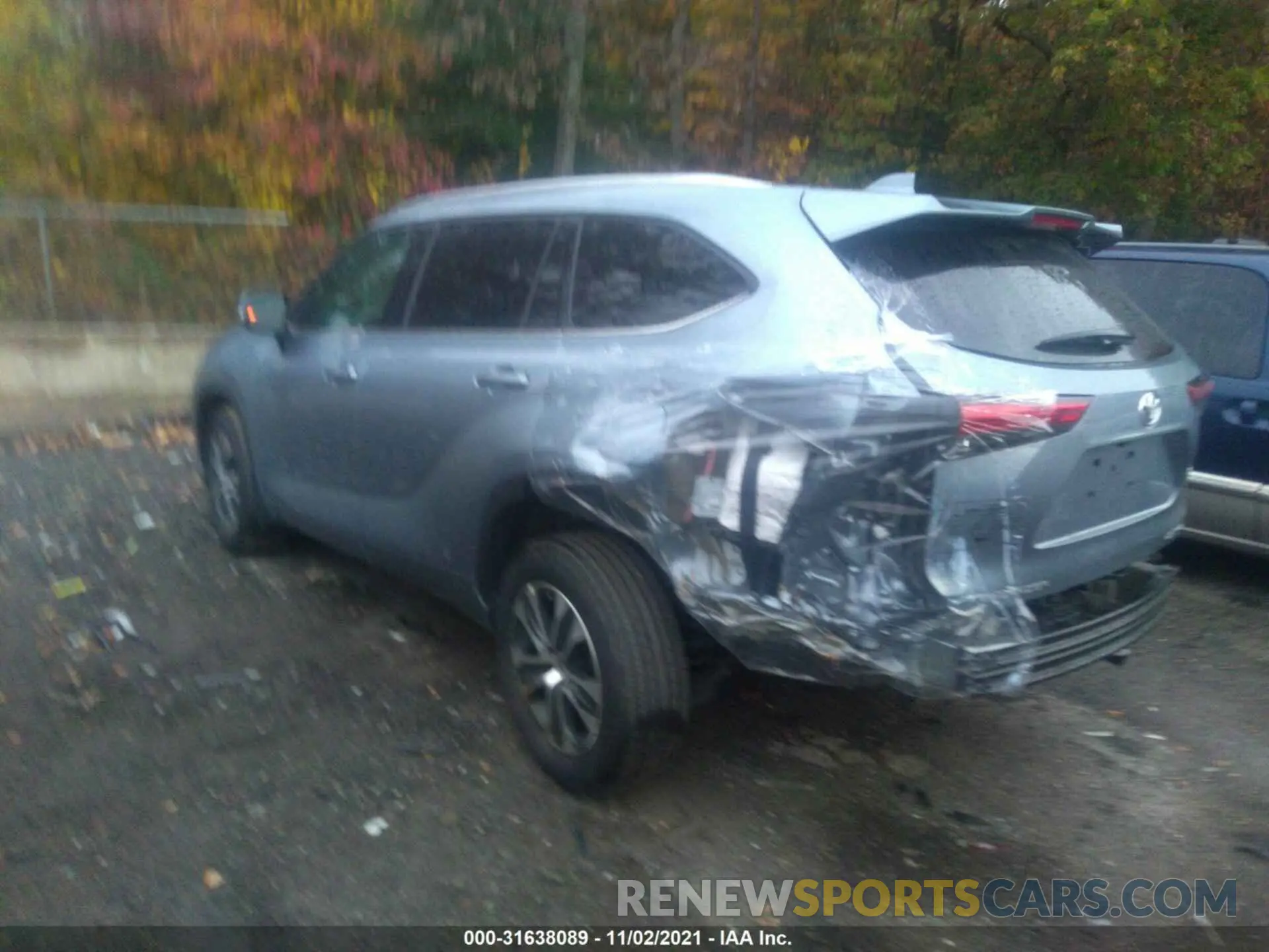 3 fotografías del automóvil dañado 5TDGZRBH3LS028131 TOYOTA HIGHLANDER 2020