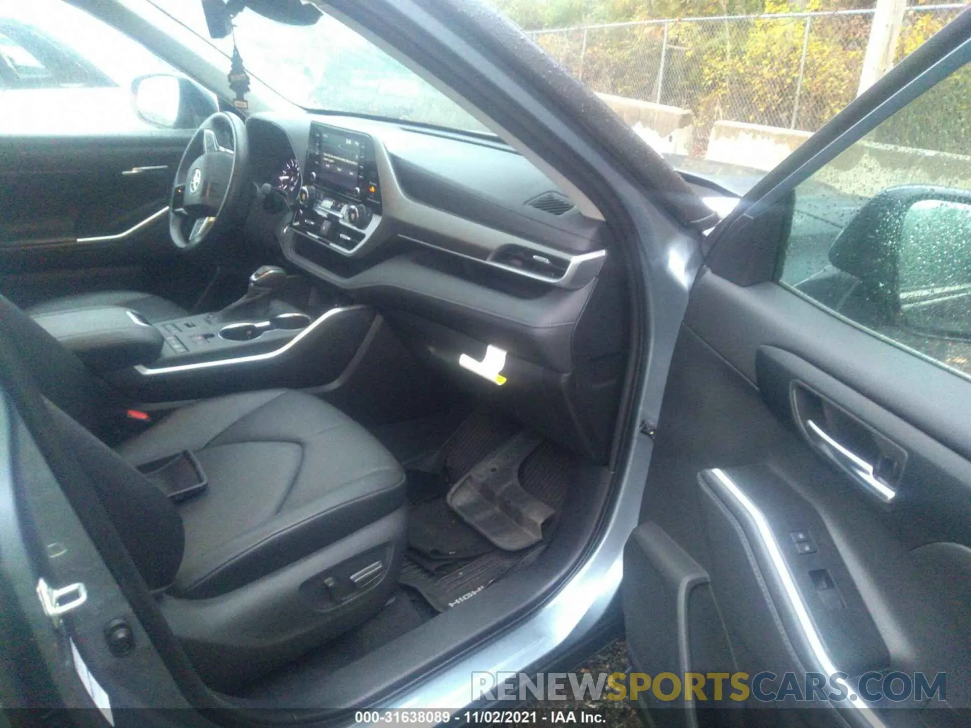 5 fotografías del automóvil dañado 5TDGZRBH3LS028131 TOYOTA HIGHLANDER 2020