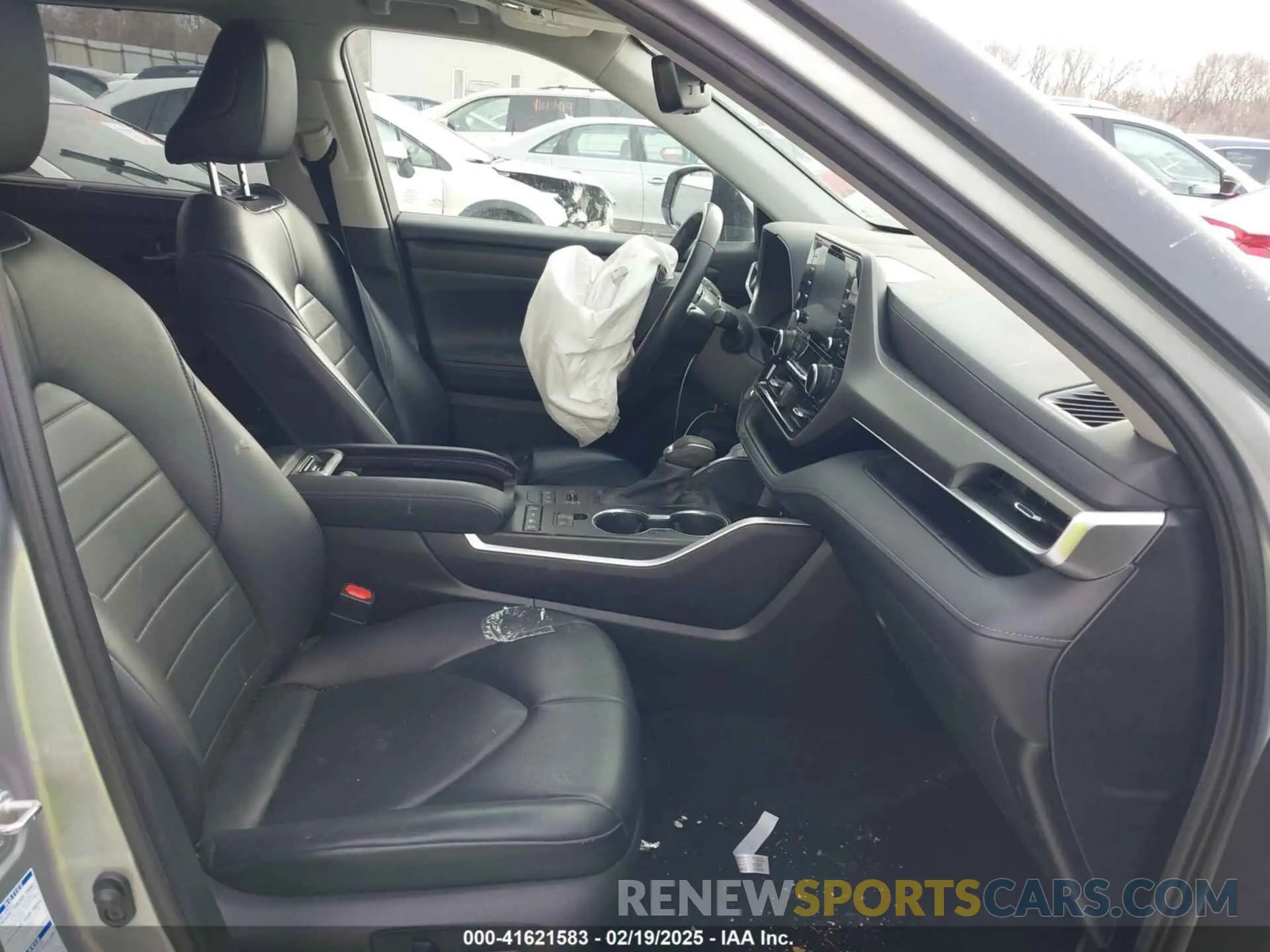 5 fotografías del automóvil dañado 5TDGZRBH8LS046415 TOYOTA HIGHLANDER 2020