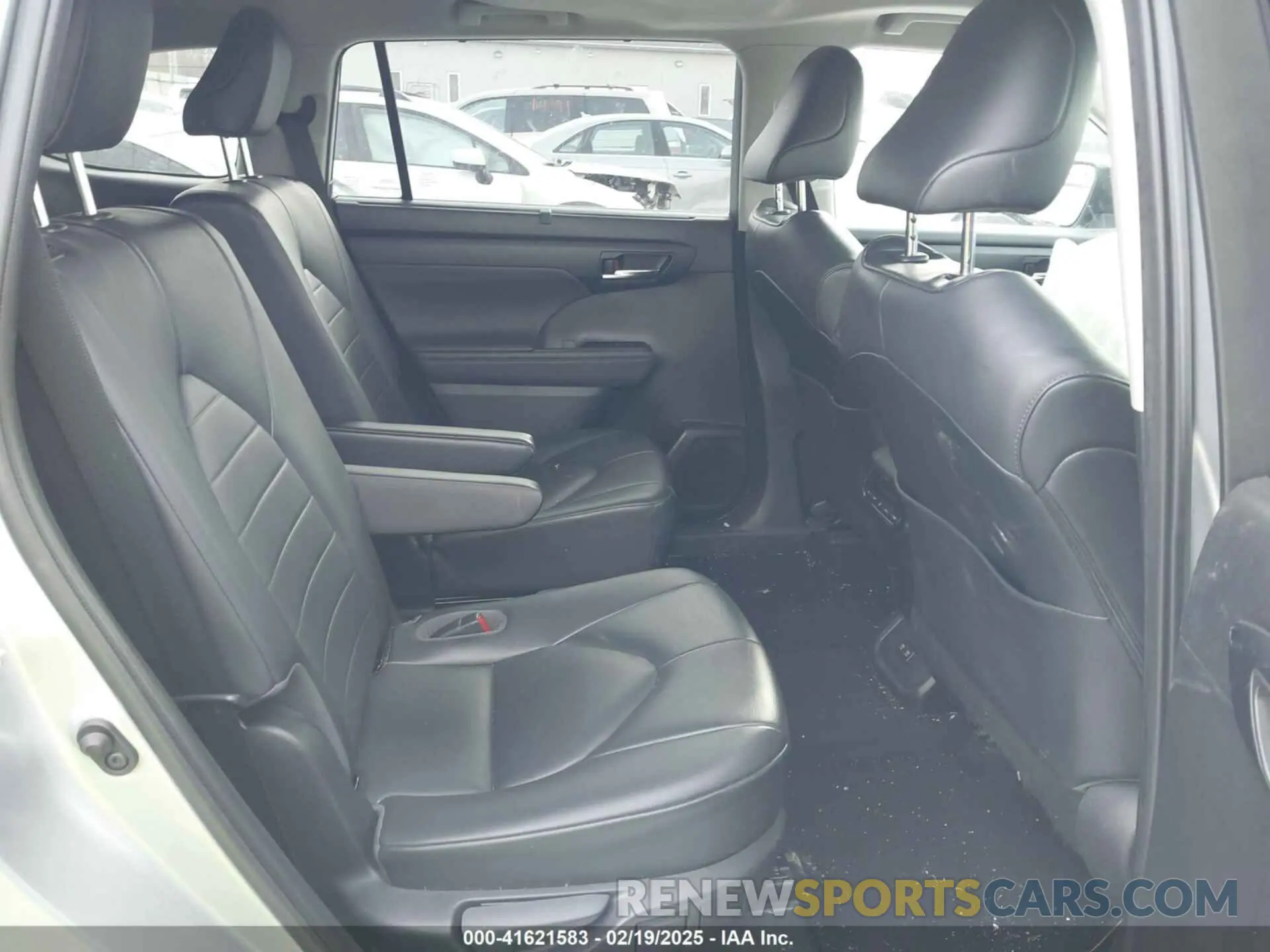 8 fotografías del automóvil dañado 5TDGZRBH8LS046415 TOYOTA HIGHLANDER 2020