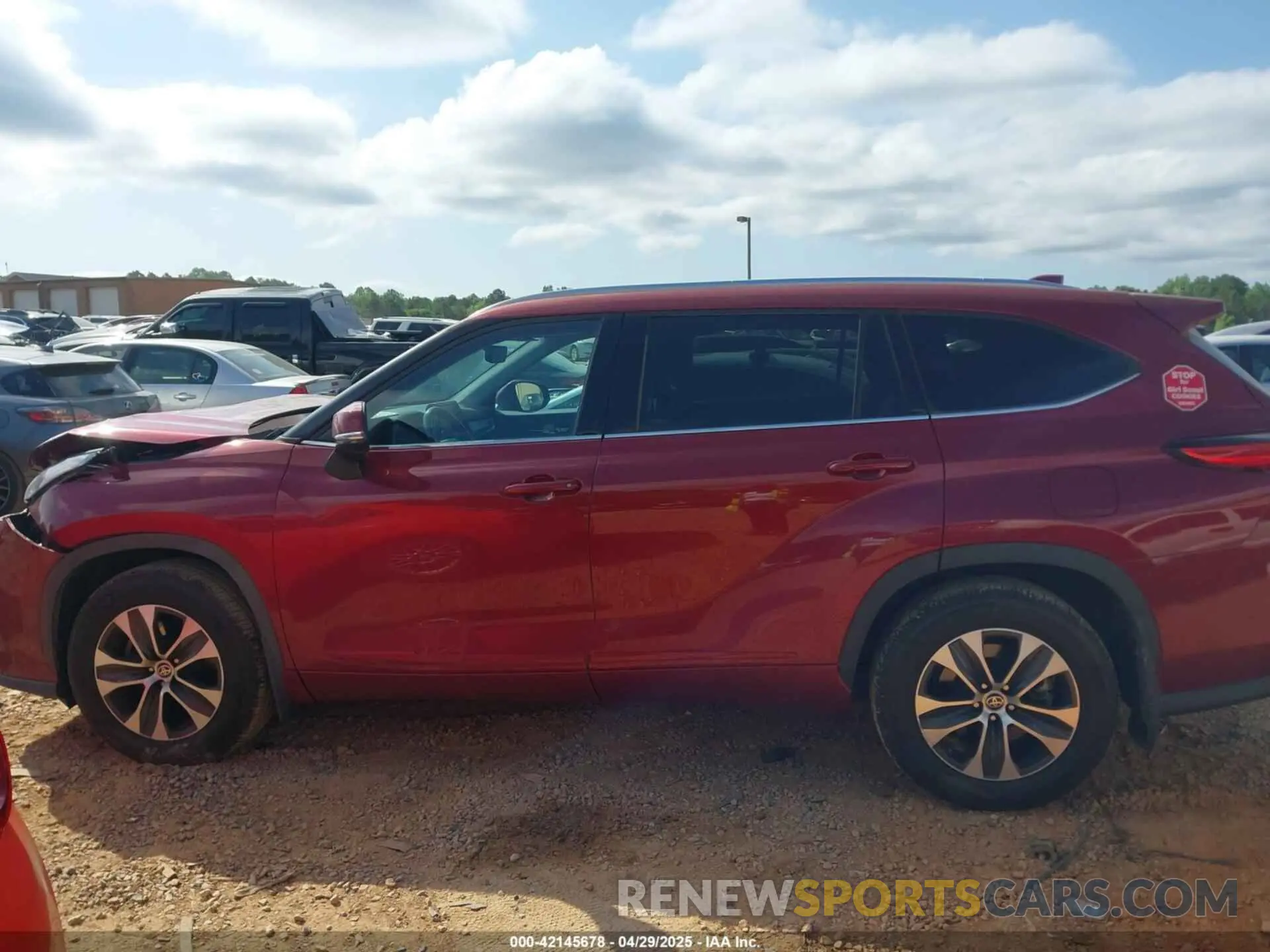 14 fotografías del automóvil dañado 5TDGZRBH9LS011673 TOYOTA HIGHLANDER 2020