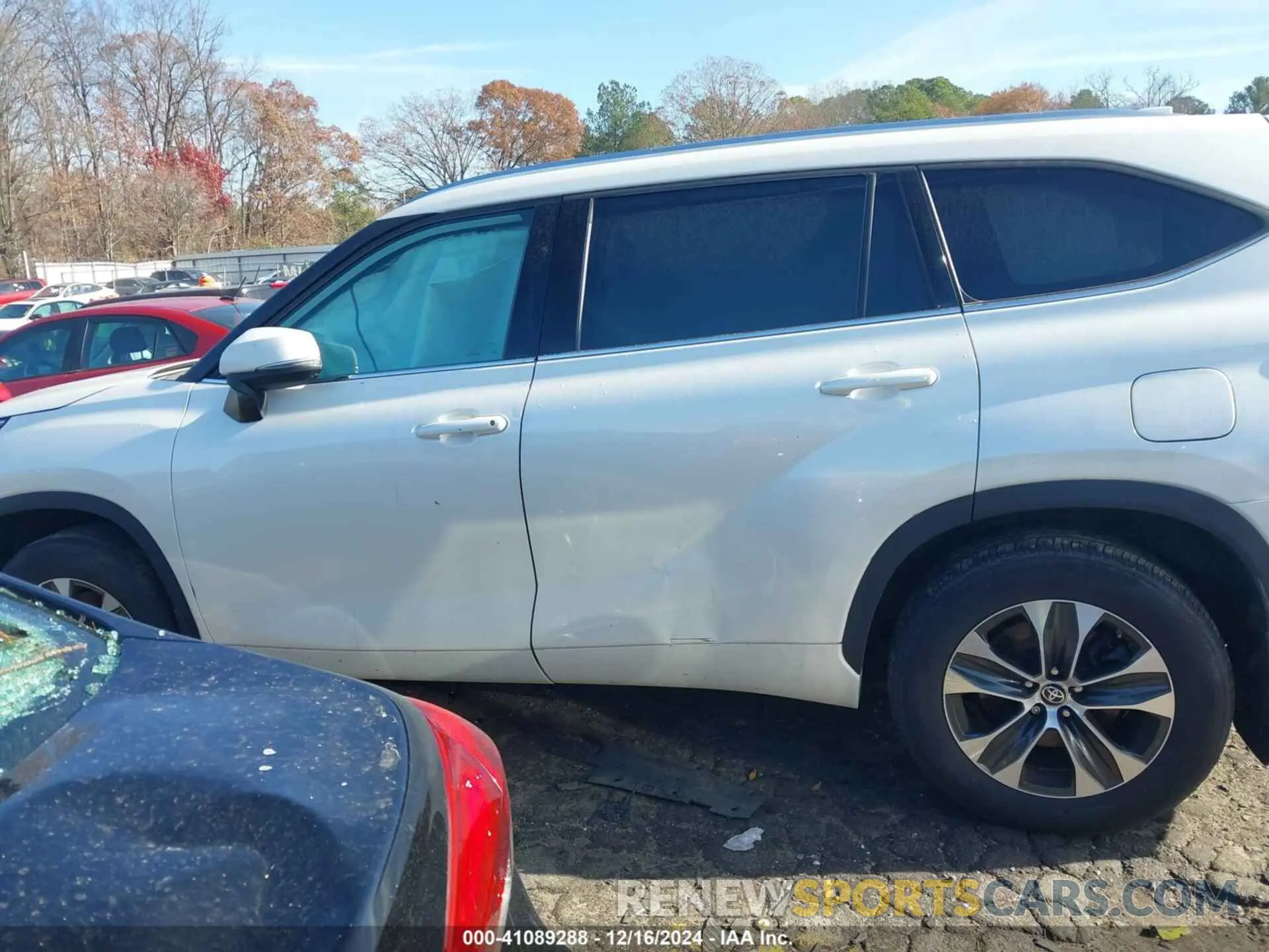 14 fotografías del automóvil dañado 5TDGZRBH9LS501787 TOYOTA HIGHLANDER 2020