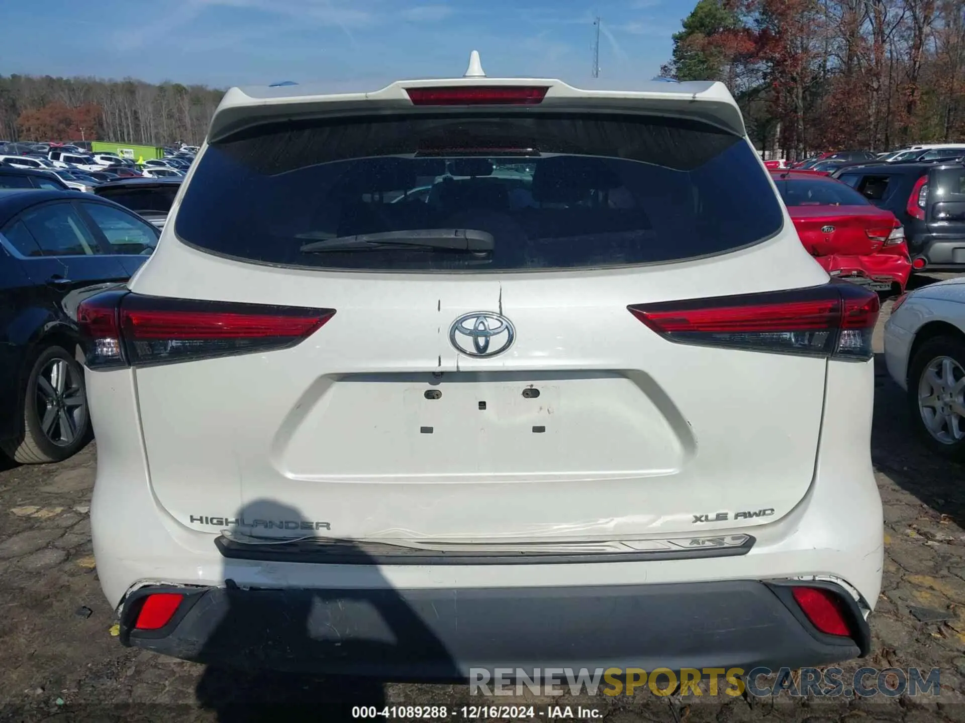 16 fotografías del automóvil dañado 5TDGZRBH9LS501787 TOYOTA HIGHLANDER 2020
