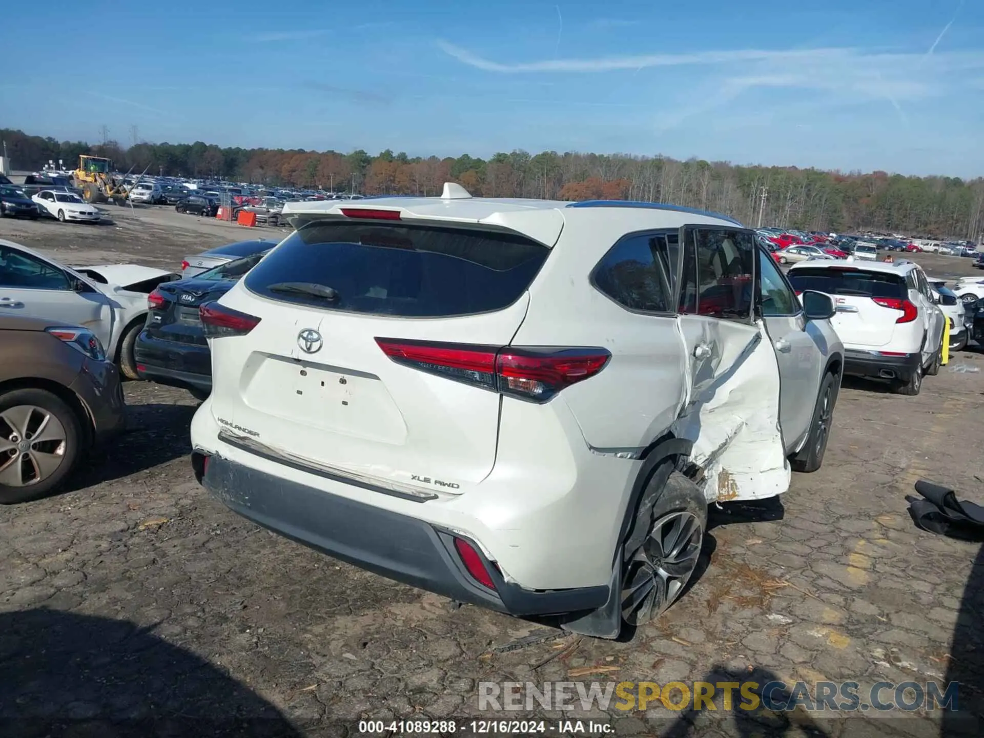 4 fotografías del automóvil dañado 5TDGZRBH9LS501787 TOYOTA HIGHLANDER 2020